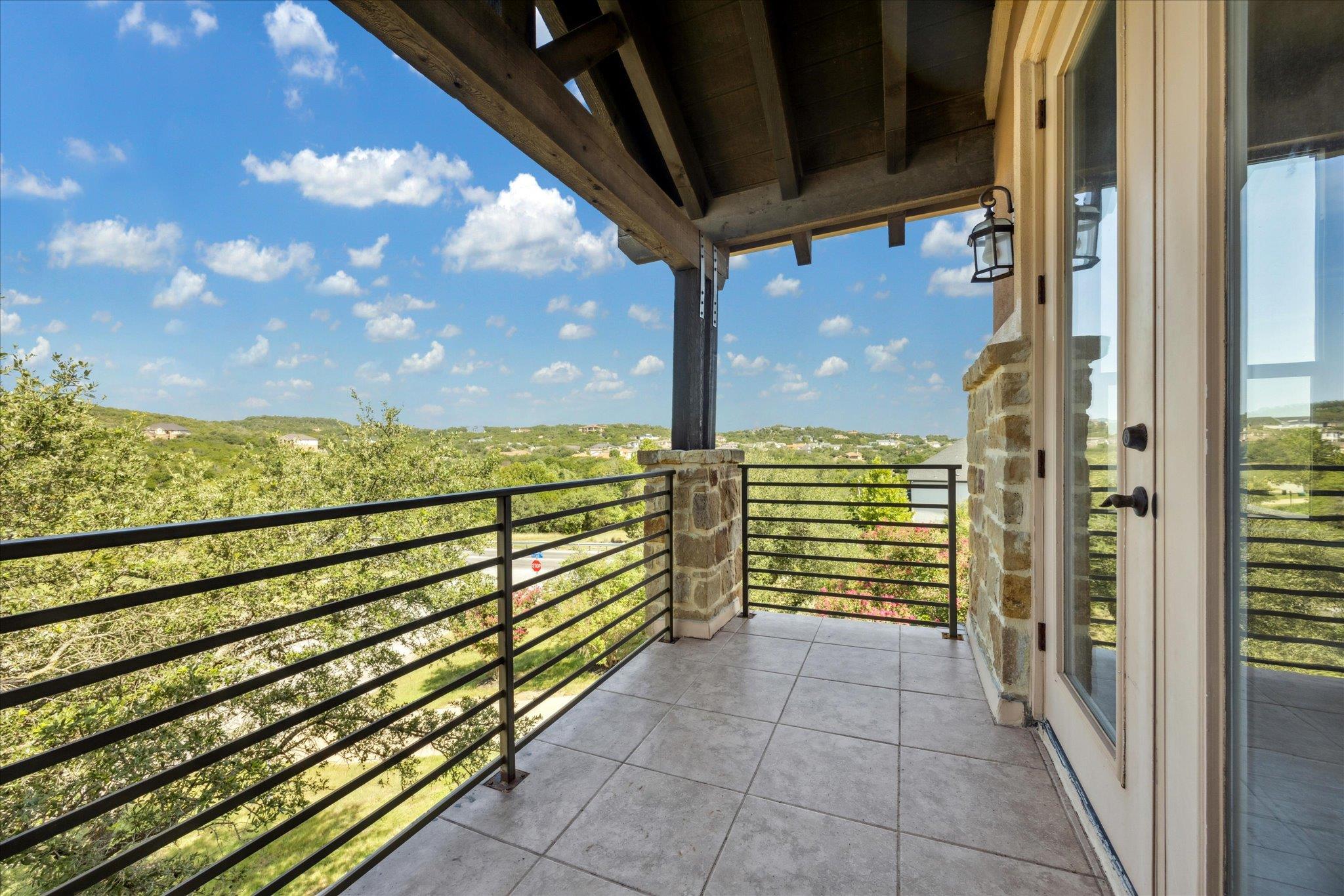 101 Stephanie Ln, Austin, TX 78738