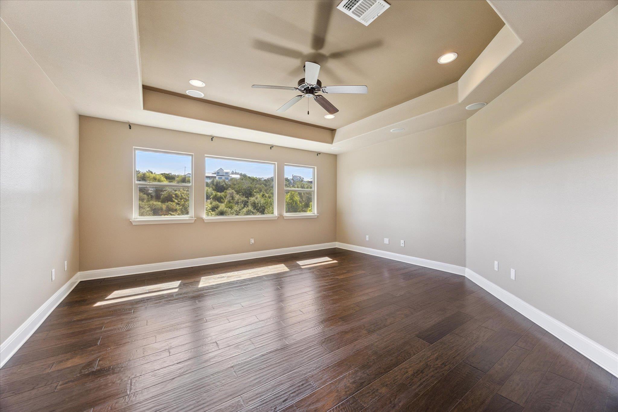 101 Stephanie Ln, Austin, TX 78738