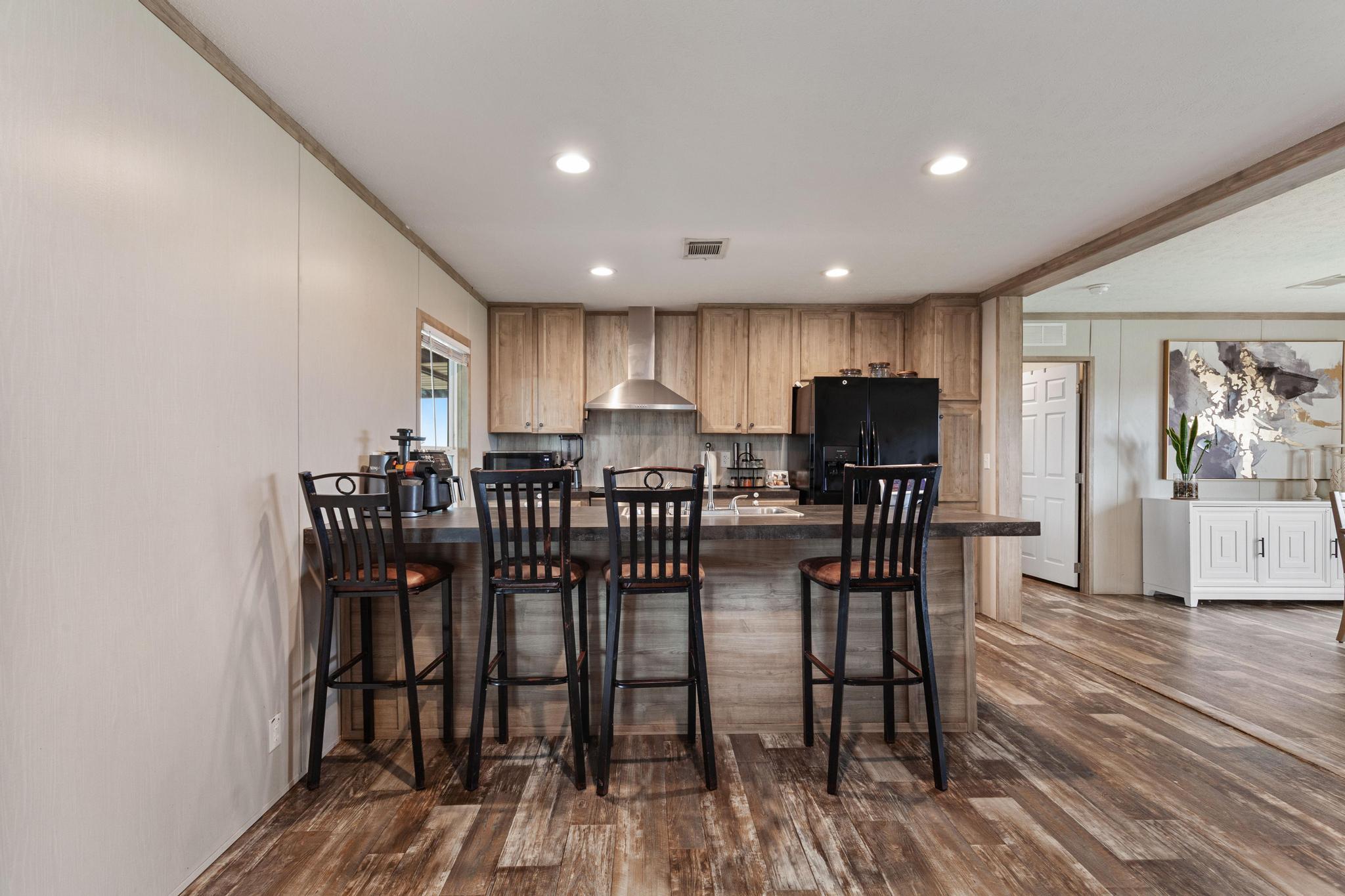 122 Kelp Gull Dr, Del Valle, TX 78617