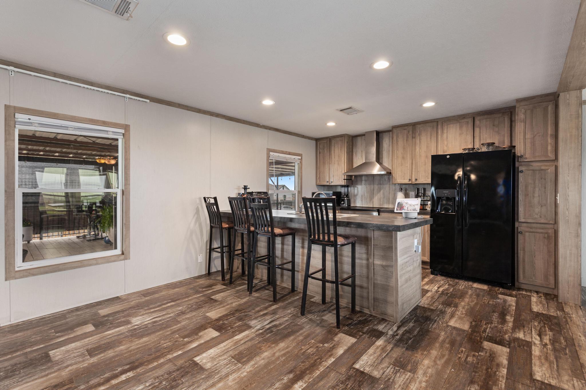 122 Kelp Gull Dr, Del Valle, TX 78617