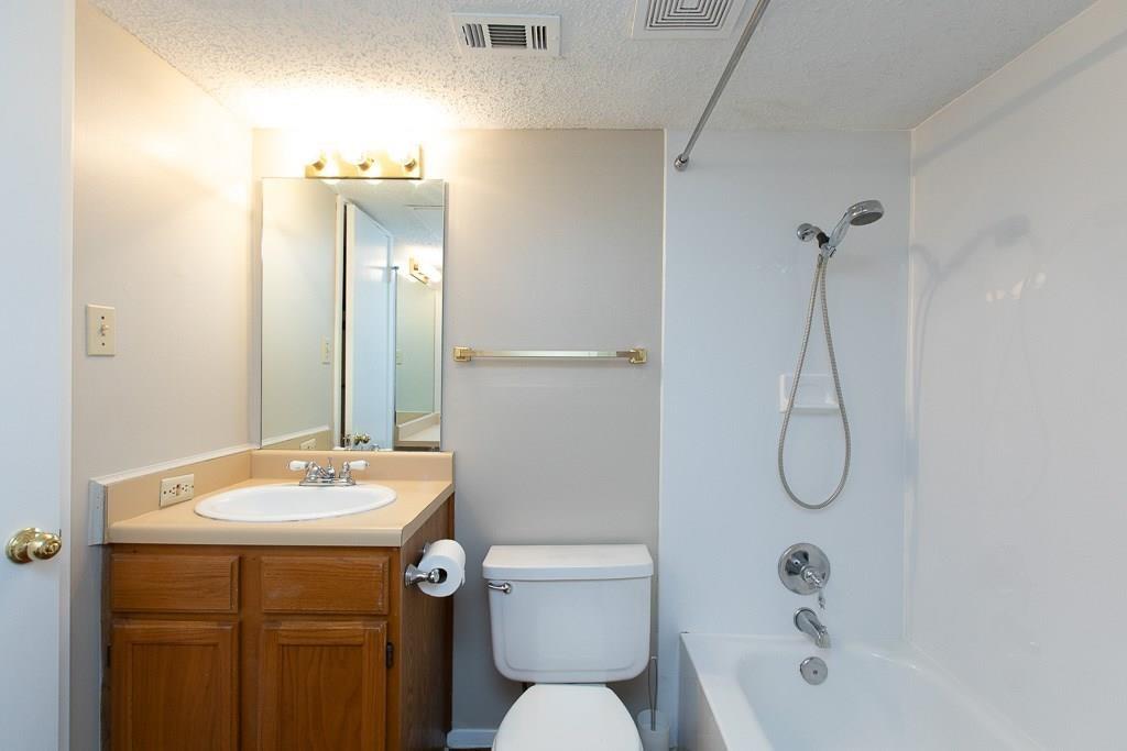 3115 Helms St # 201, Austin, TX 78705