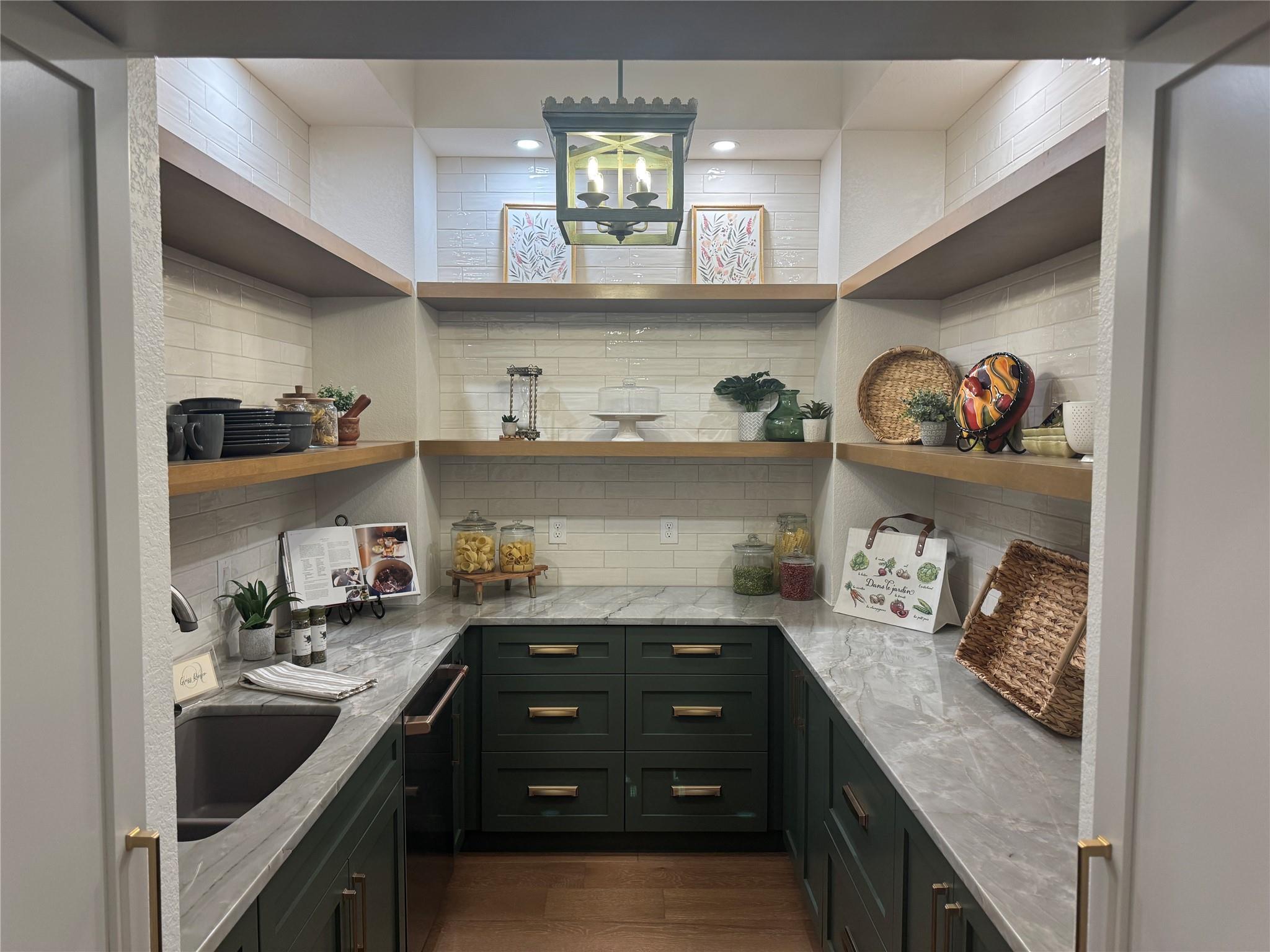 6905 Rudi Cv, Austin, TX 78759