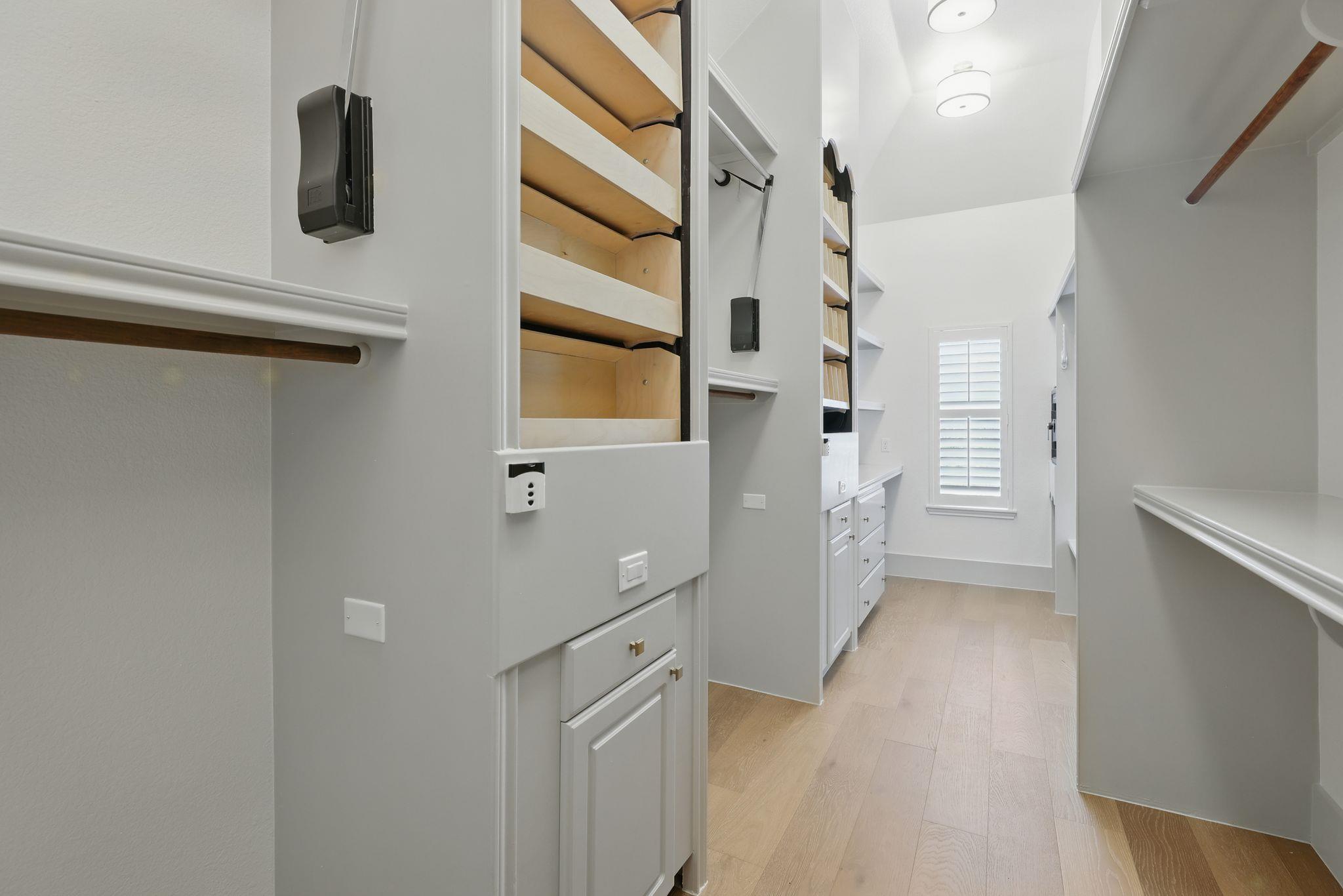 6905 Rudi Cv, Austin, TX 78759