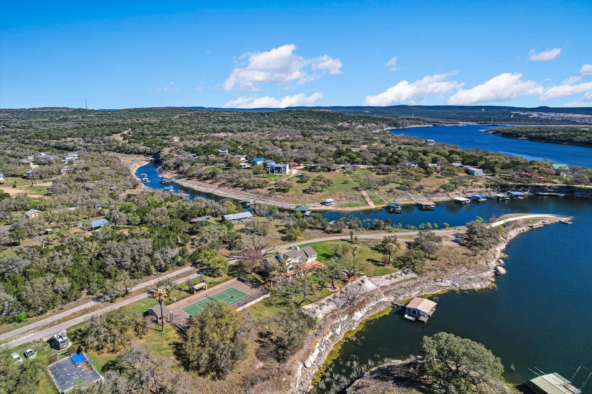 23521 Flat Creek Dr, Marble Falls, TX 78654