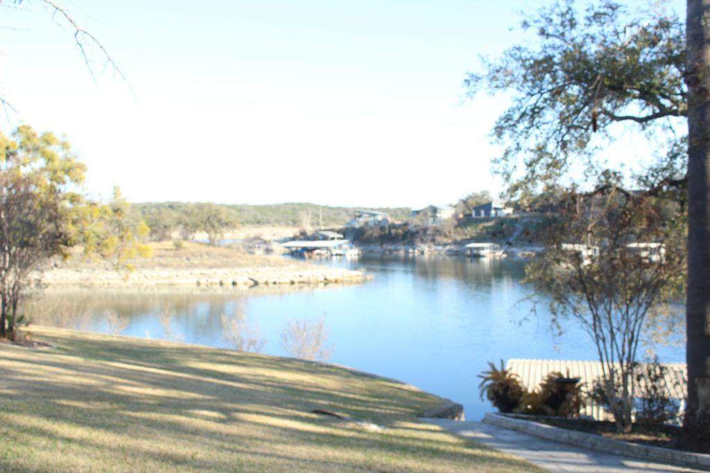23521 Flat Creek Dr, Marble Falls, TX 78654