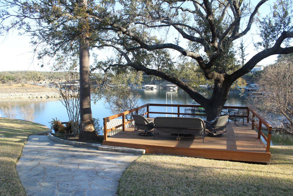 23521 Flat Creek Dr, Marble Falls, TX 78654