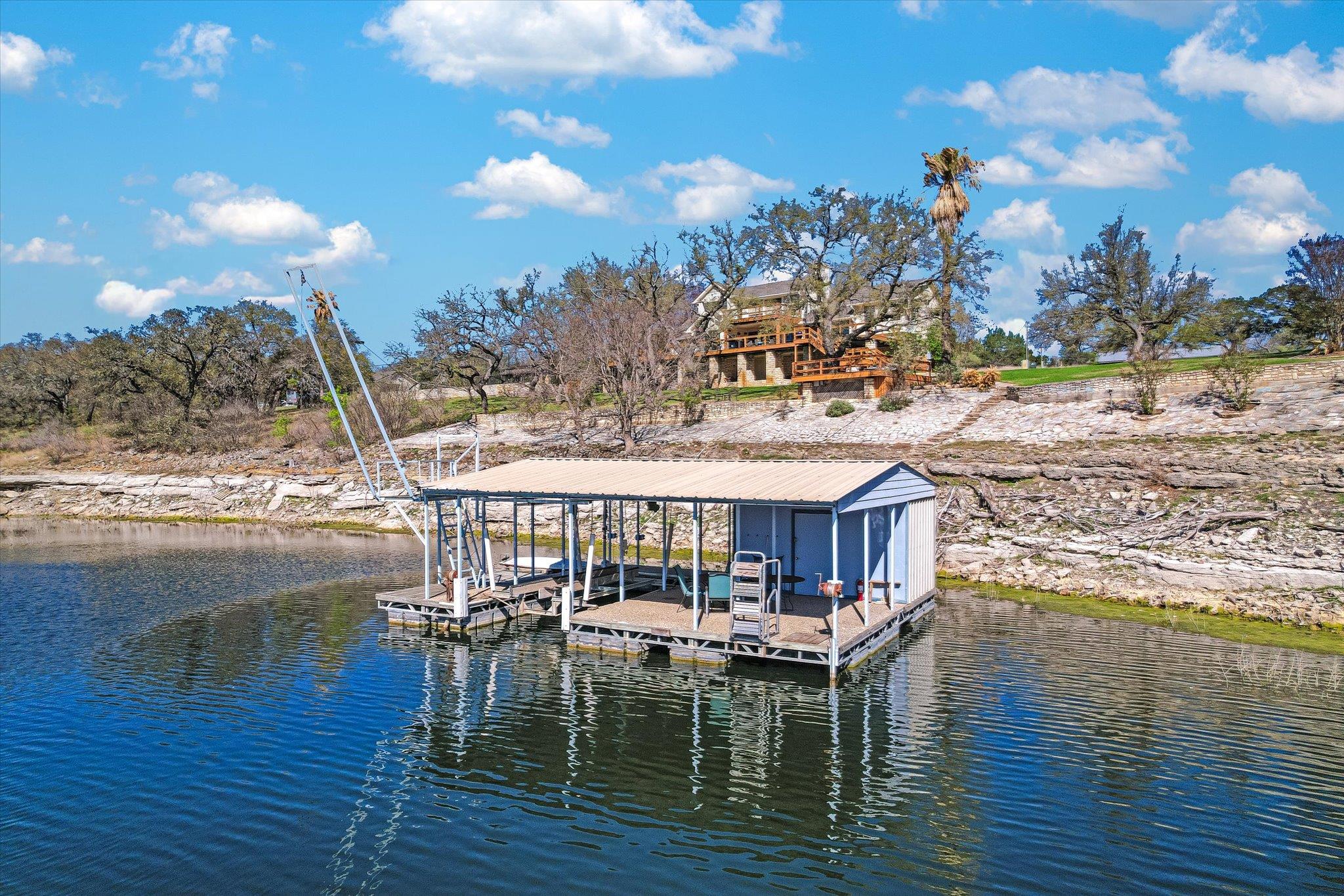 23521 Flat Creek Dr, Marble Falls, TX 78654