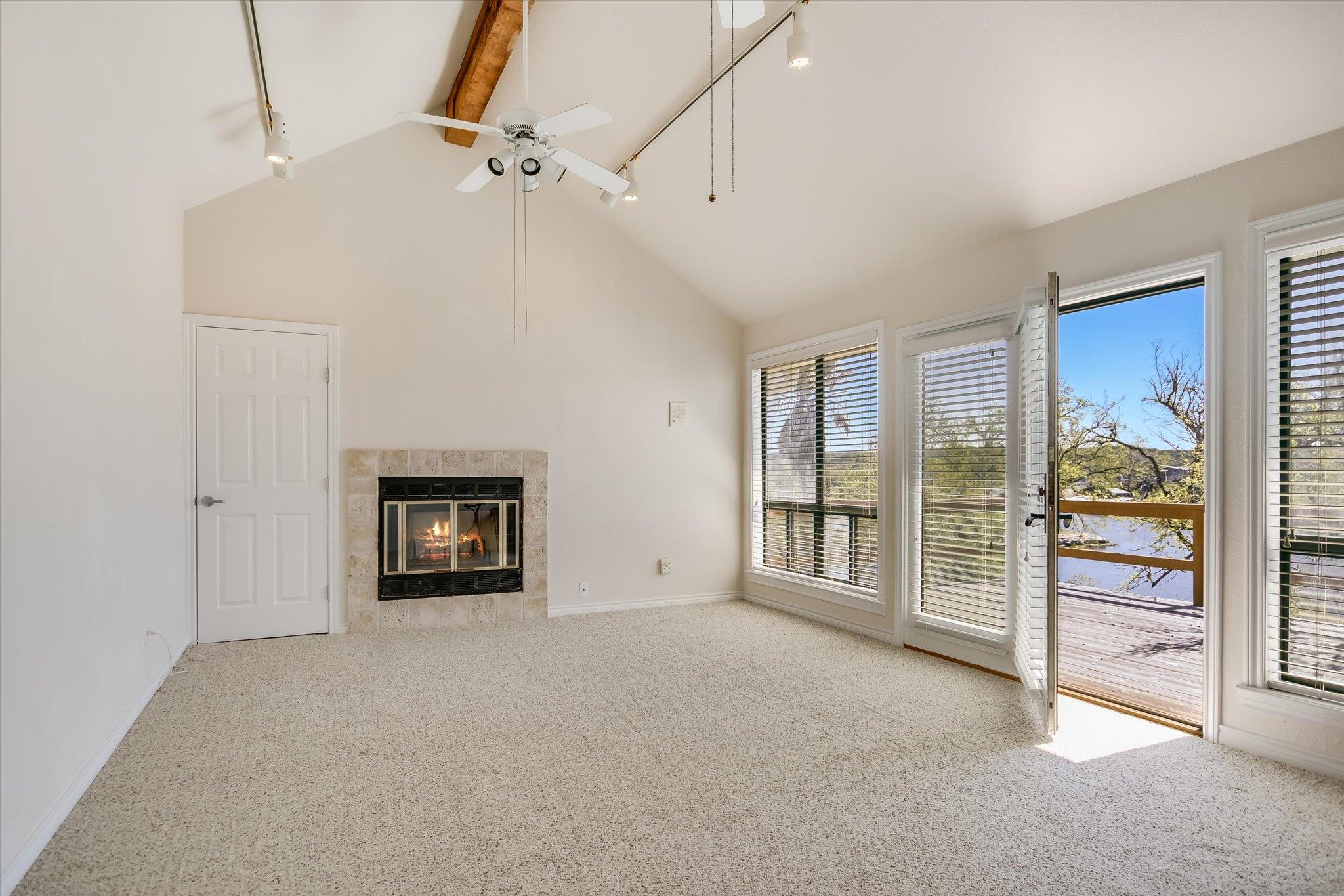 23521 Flat Creek Dr, Marble Falls, TX 78654