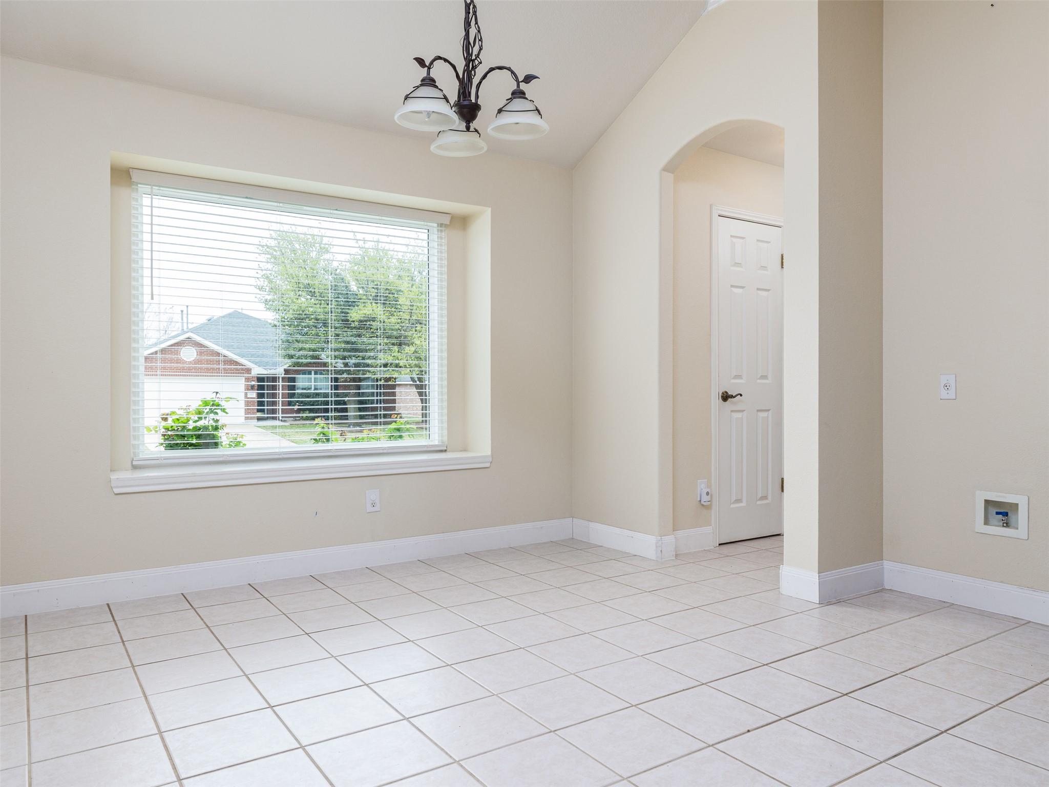 907 Ridgemont Cir, Leander, TX 78641