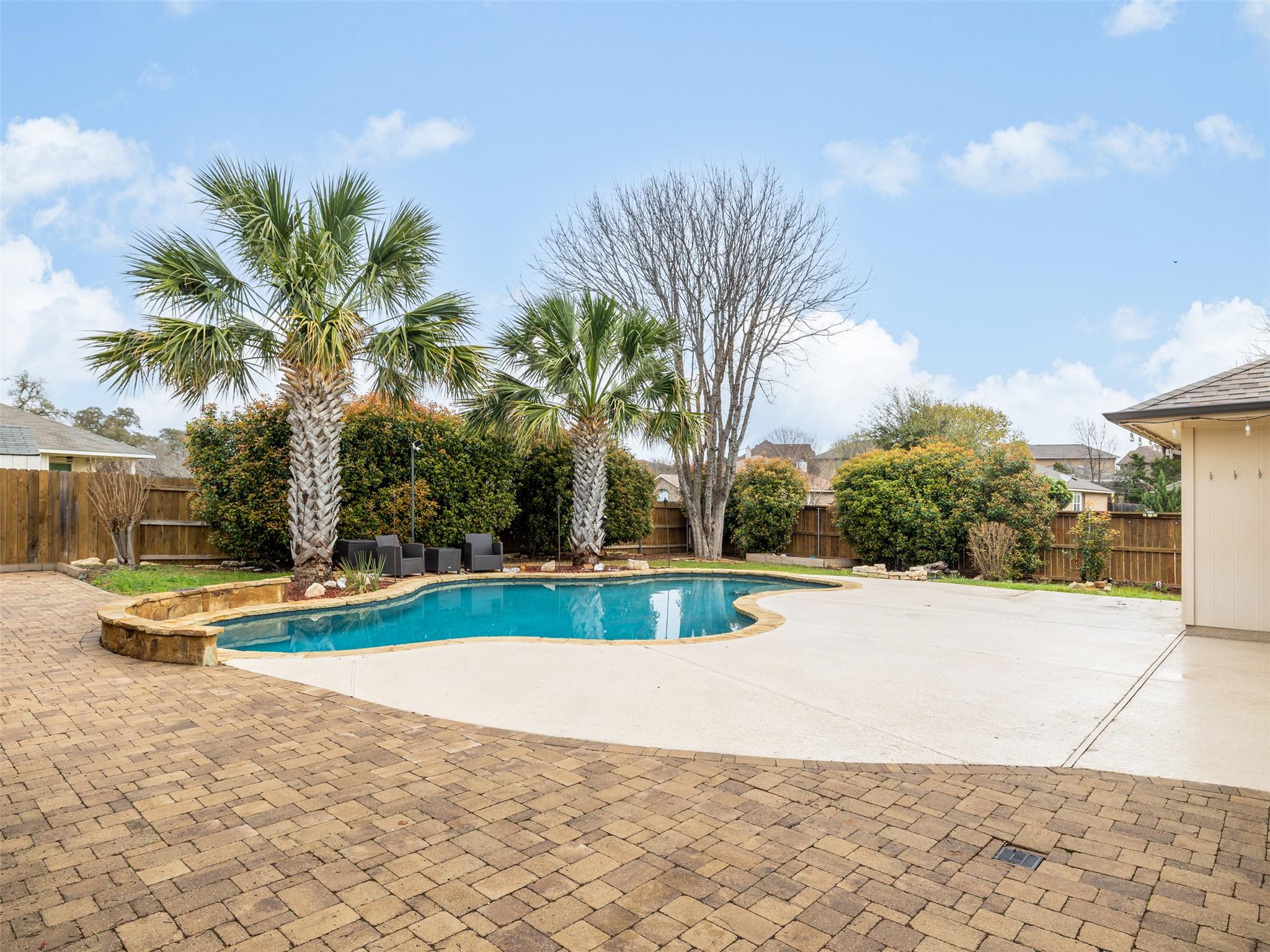 907 Ridgemont Cir, Leander, TX 78641