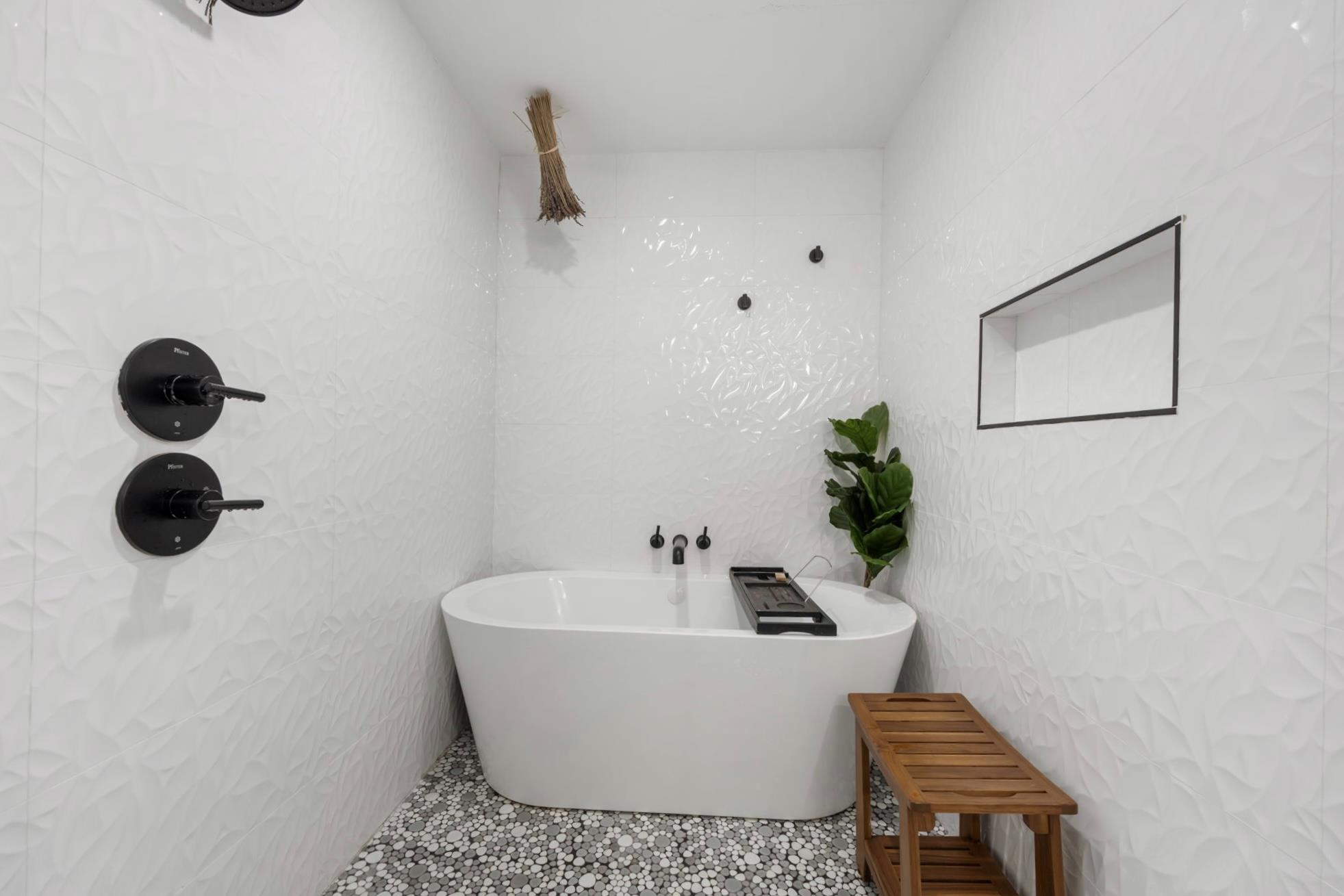 8707 PRIMROSE Ln, Austin, TX 78757