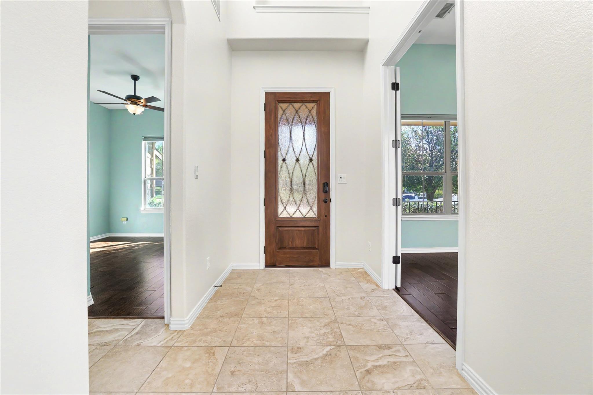 1020 Winding Way Dr, Georgetown, TX 78628