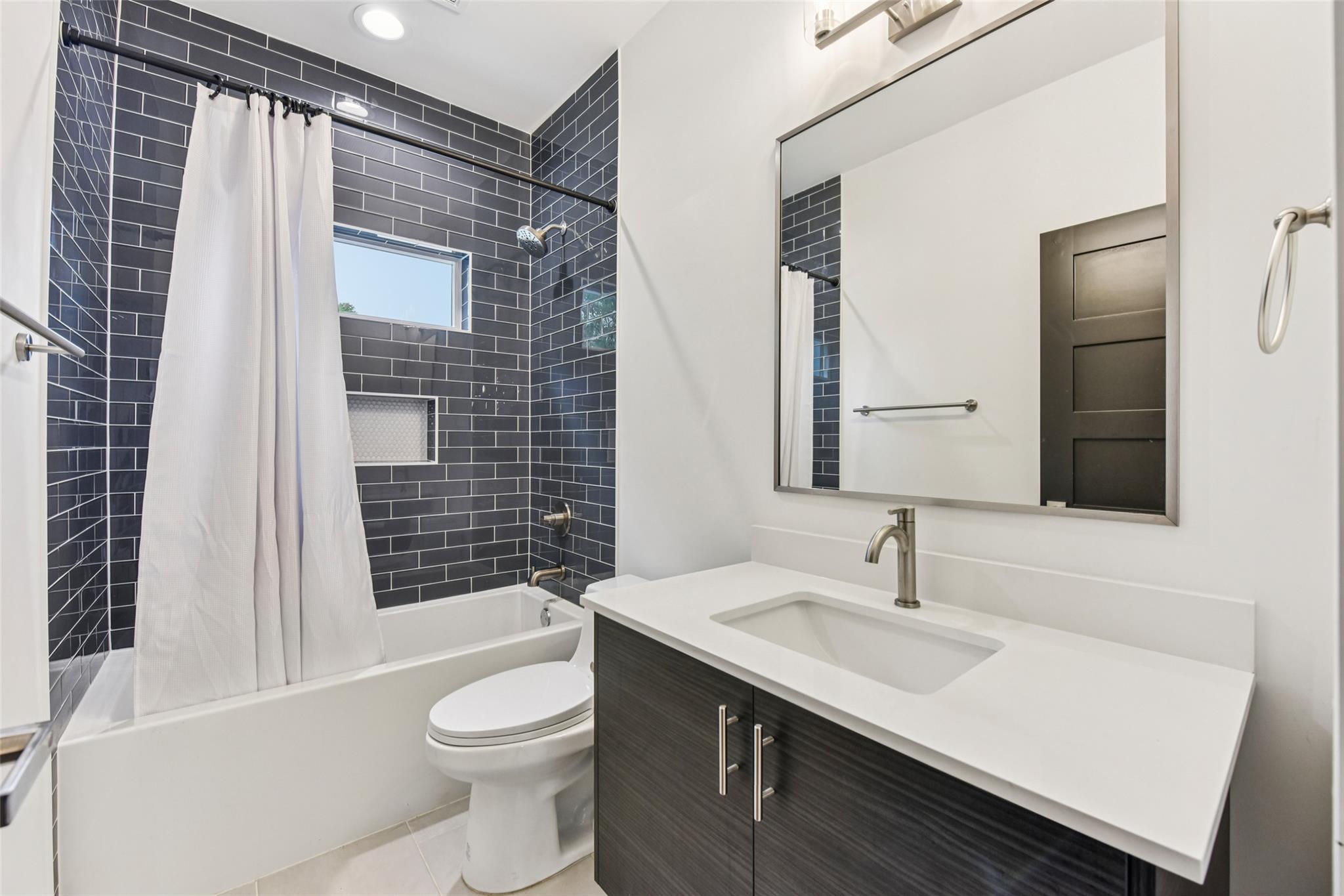 3607 Grant Unit #A St, Austin, TX 78721