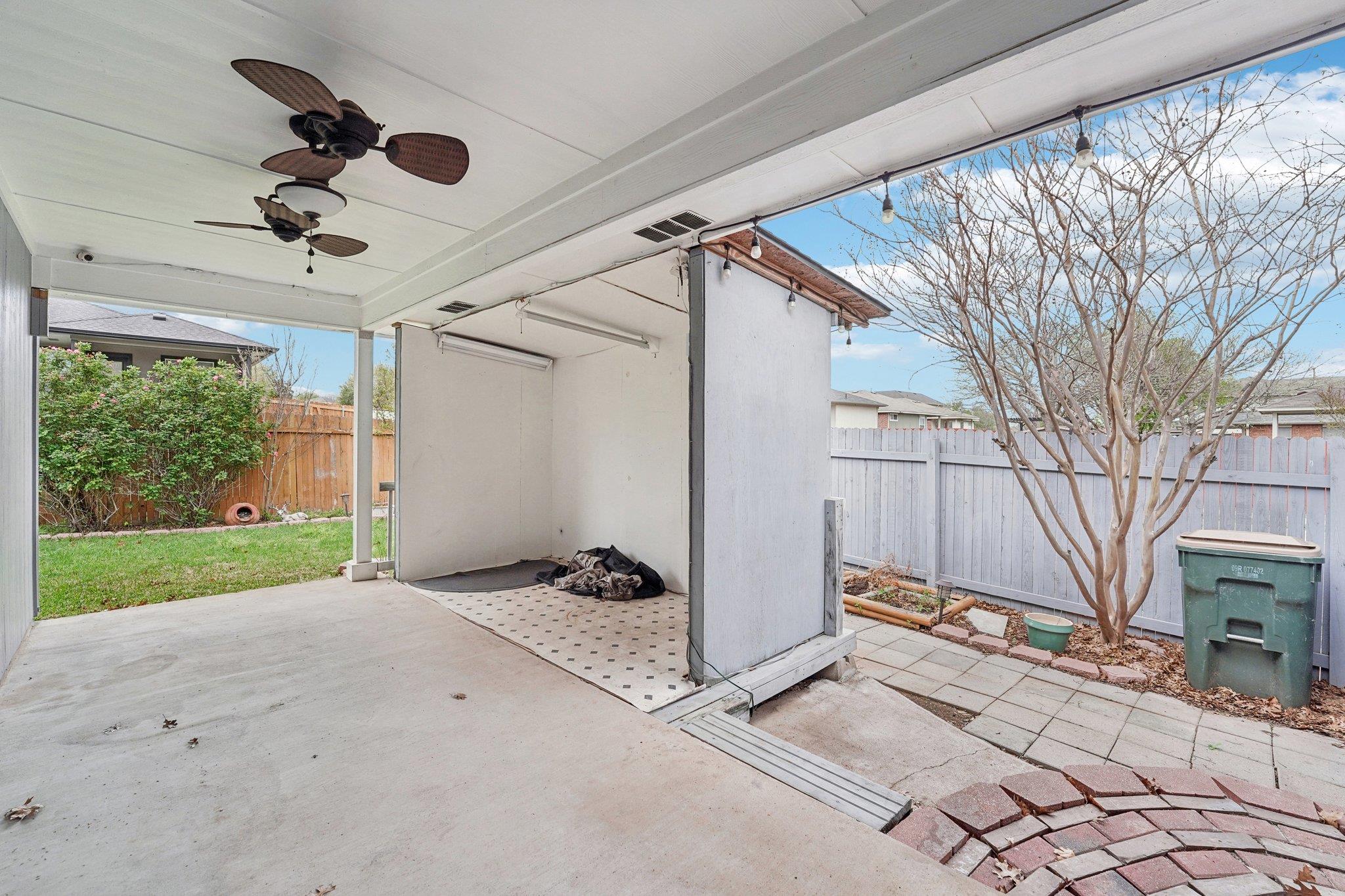 1724 Darjeeling Dr, Pflugerville, TX 78660