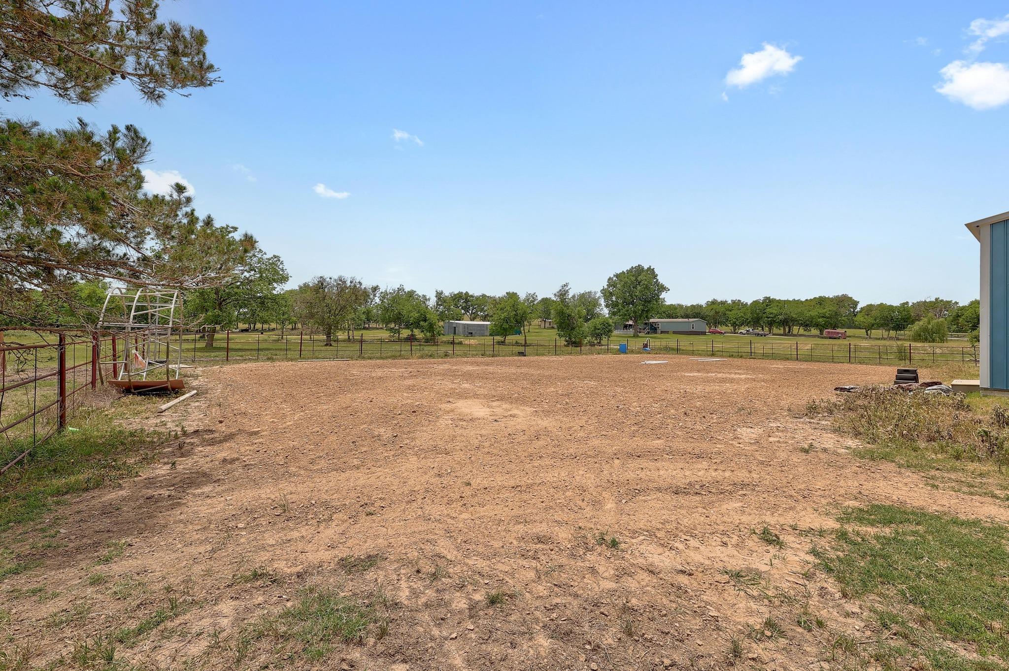 20217 Engelmann Ln, Manor, TX 78653