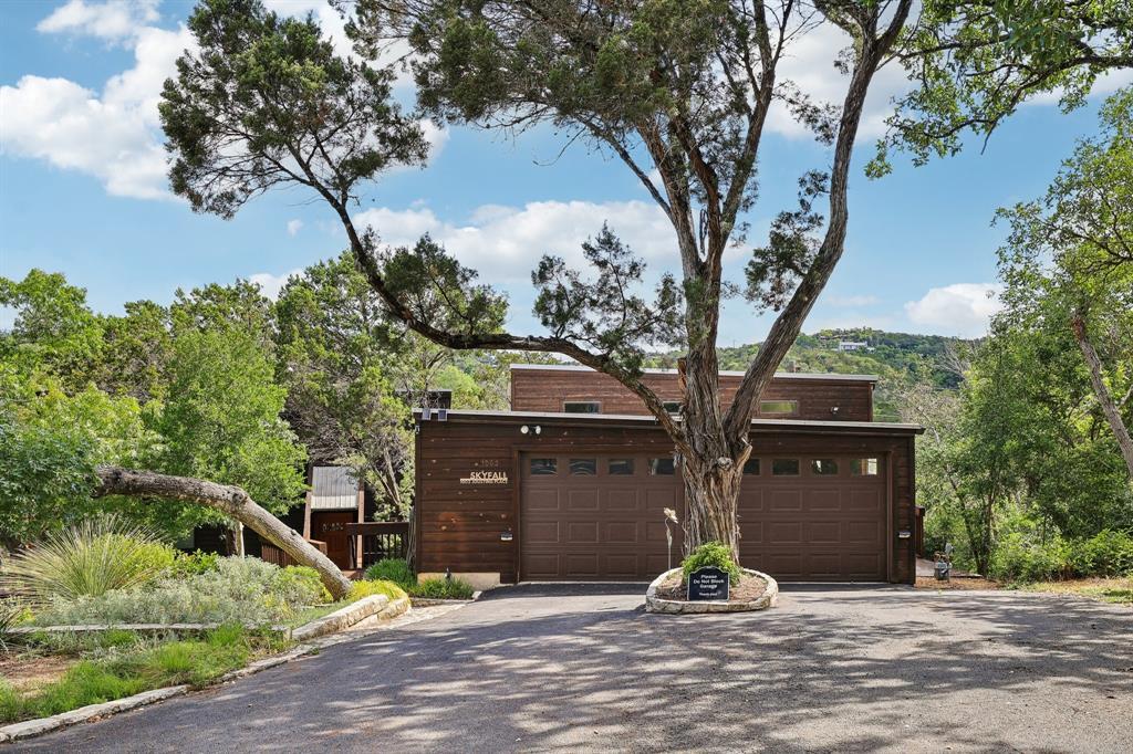 1002 Jousting Pl, Austin, TX 78746