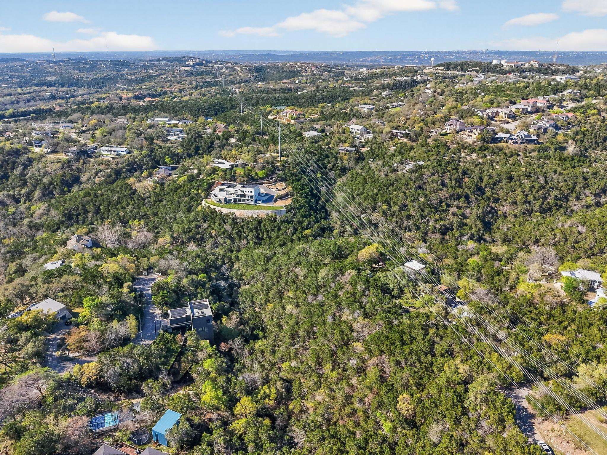 1 Jousting Pl, Austin, TX 78746