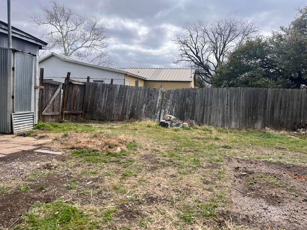 530 W State Highway 29 St, Bertram, TX 78605