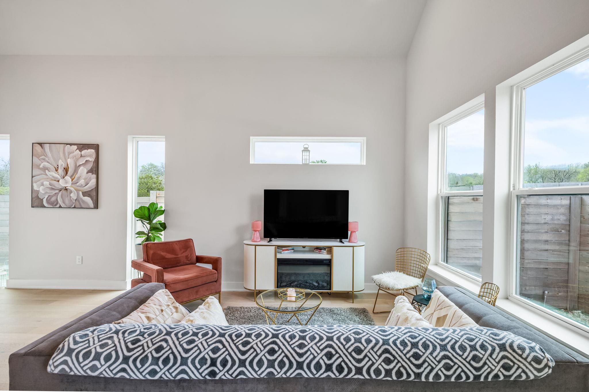 6313 Bristol Cir # 1, Austin, TX 78723