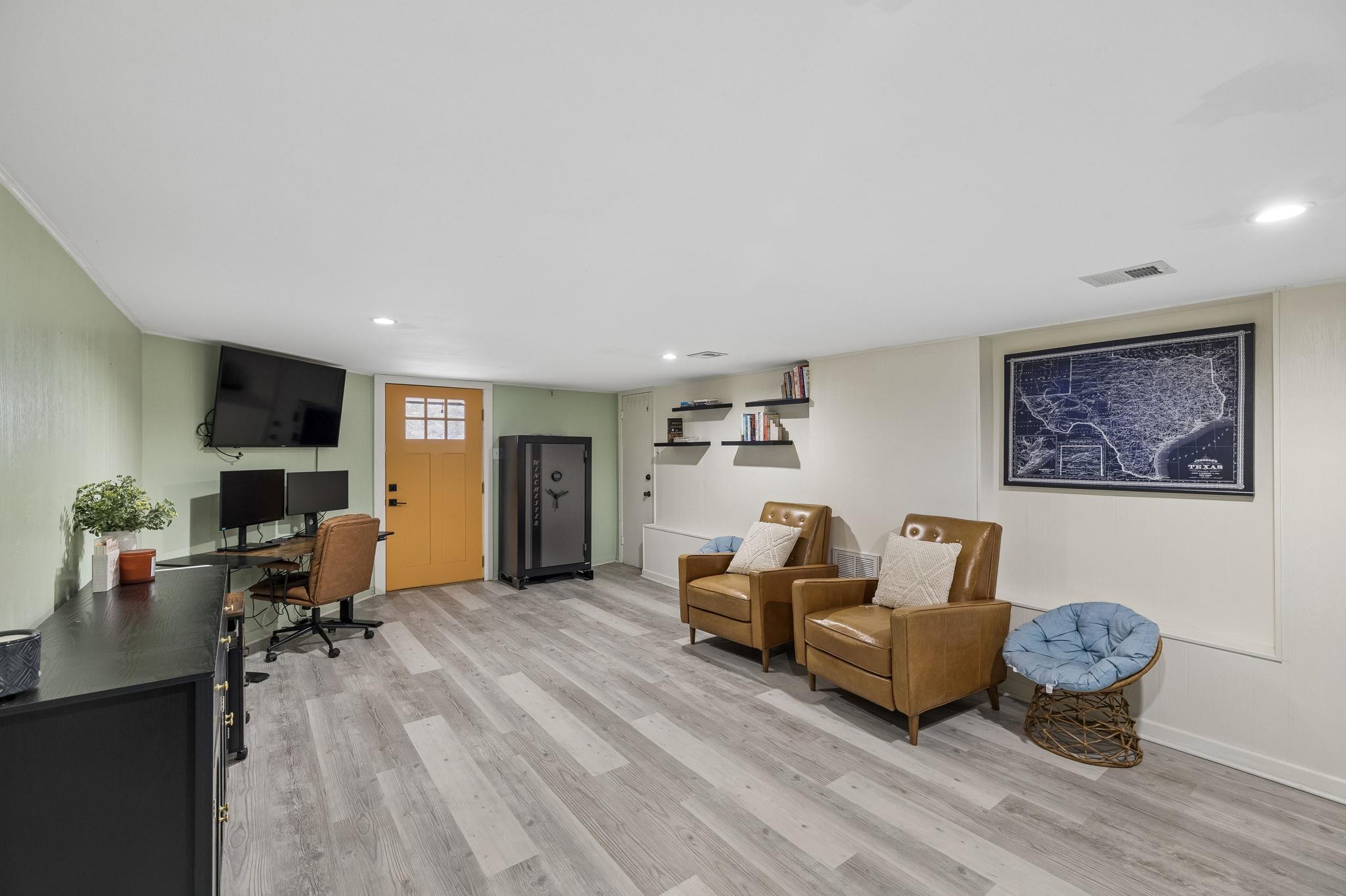 677 Floral Ave, New Braunfels, TX 78130