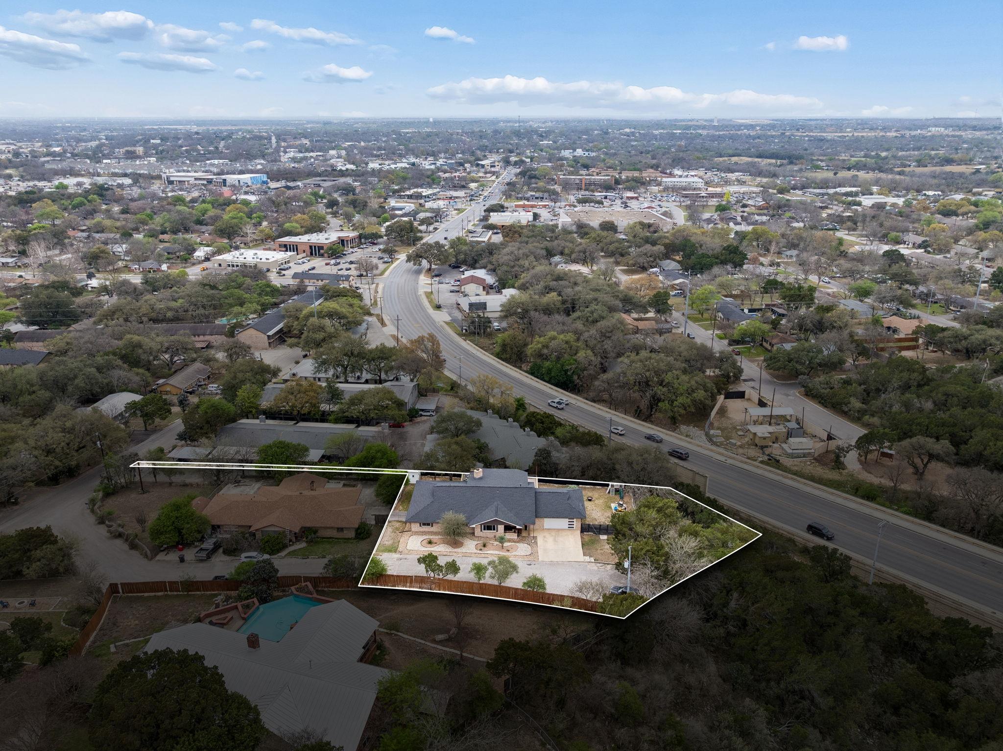 677 Floral Ave, New Braunfels, TX 78130