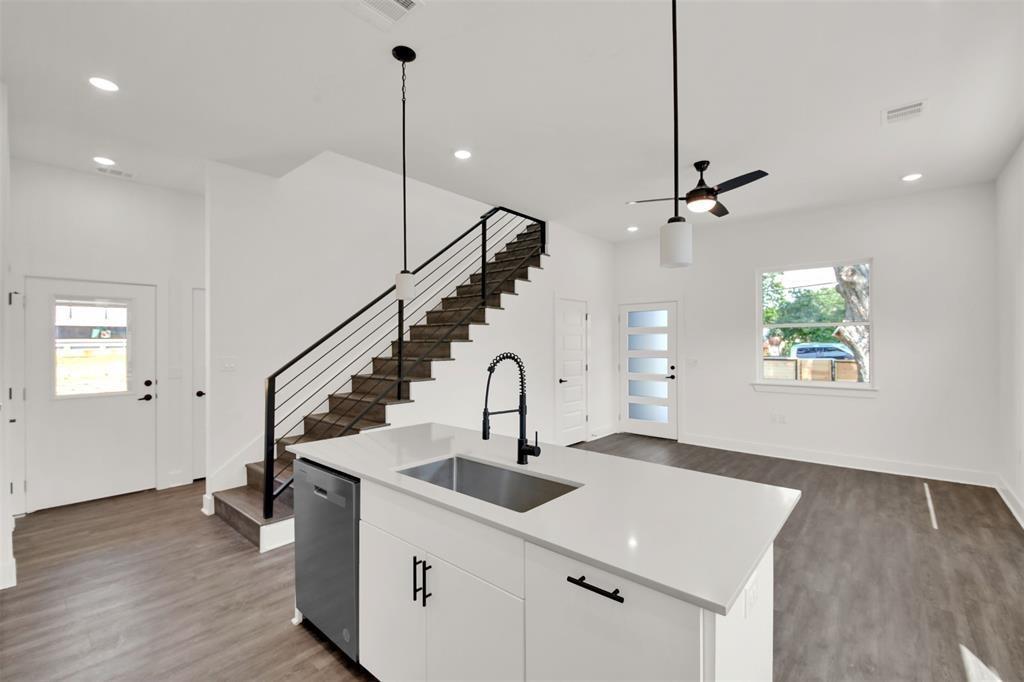 7603 Carver Ave # 1-A, Austin, TX 78752