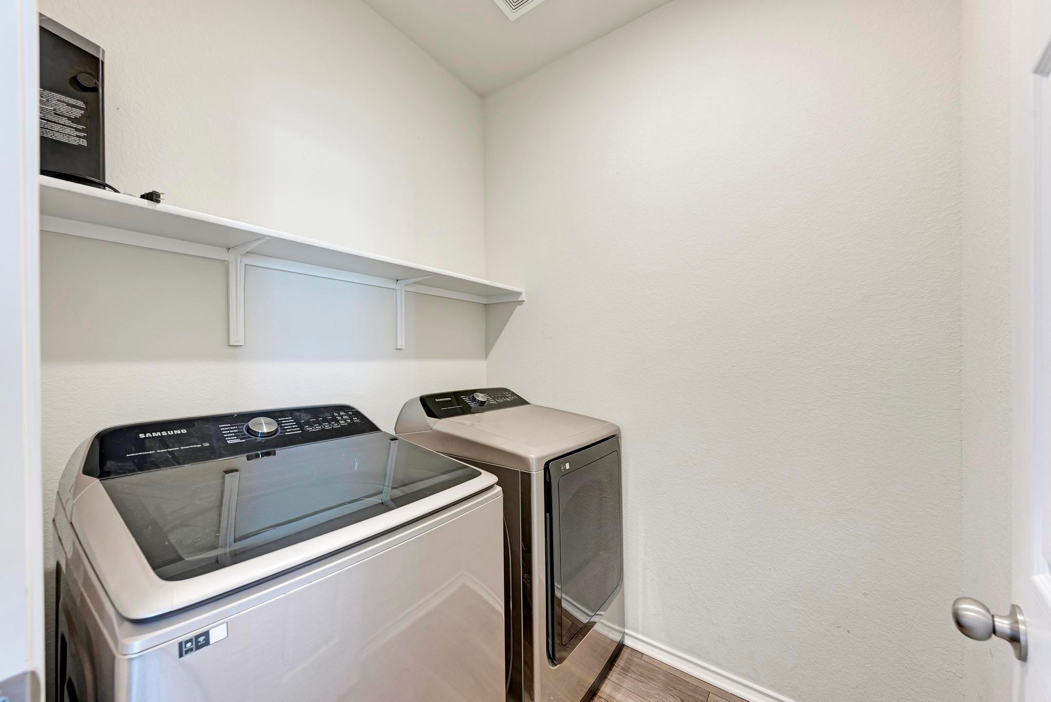 201 Pivot Dr, Taylor, TX 76574