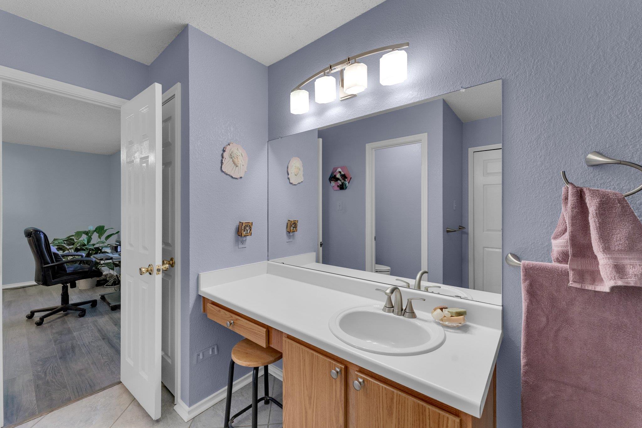 302 Debora Dr, Georgetown, TX 78628