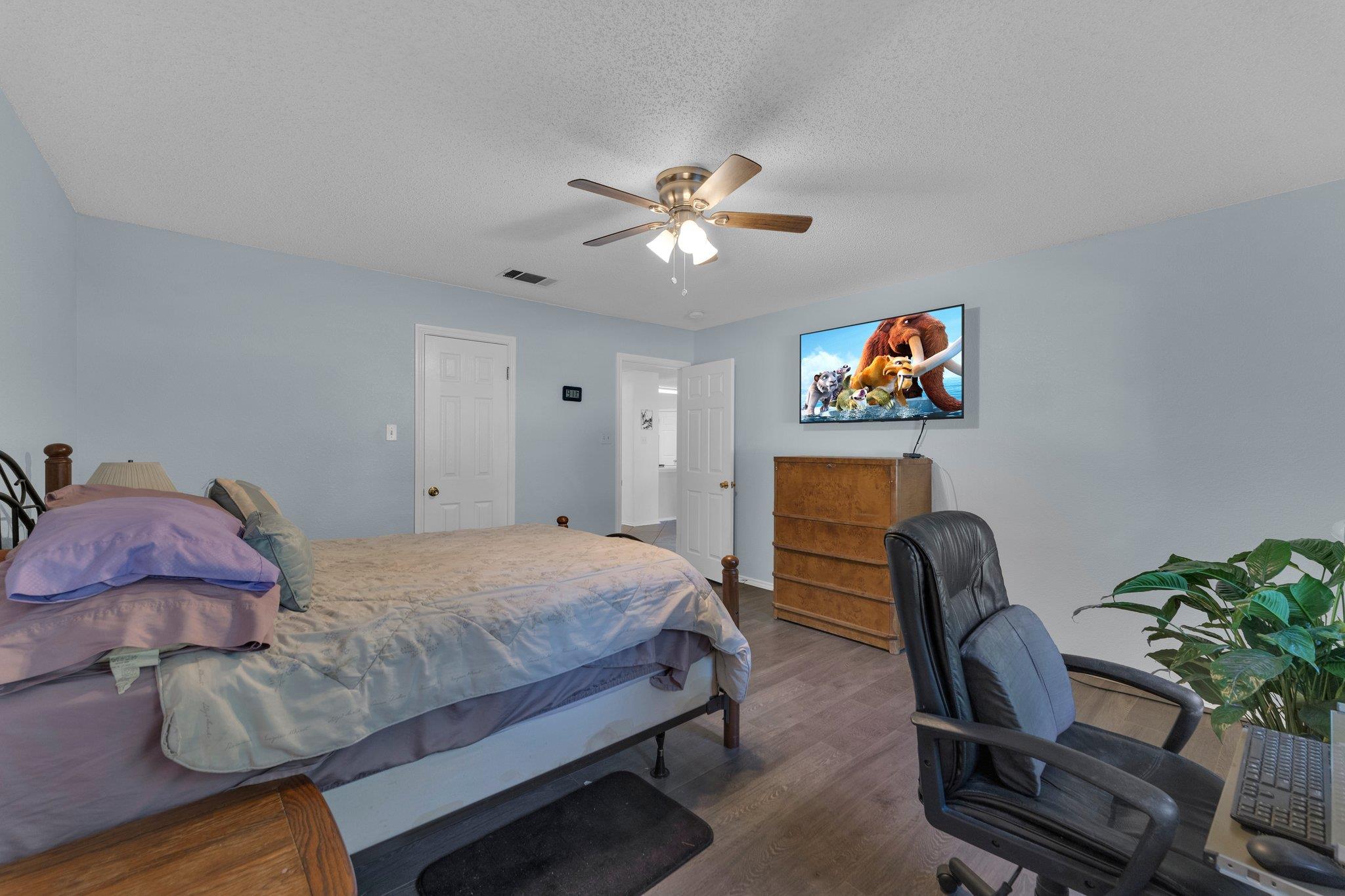 302 Debora Dr, Georgetown, TX 78628