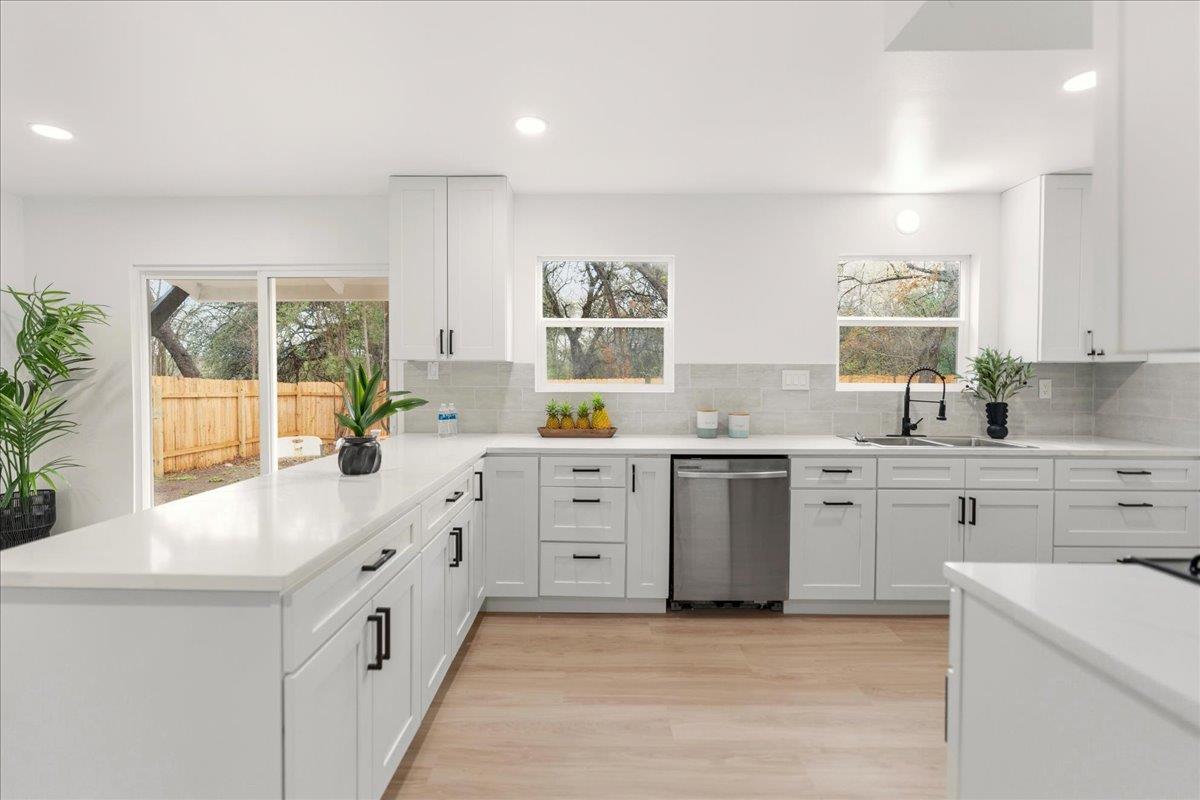 514 Ramble Ln, Austin, TX 78745