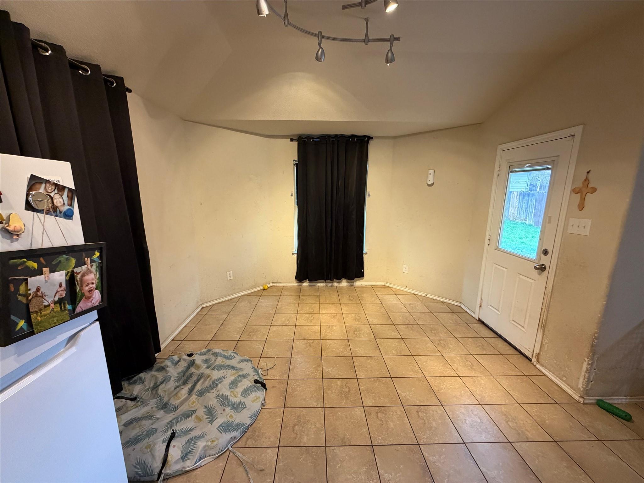 5202 Dauphin Dr, Belton, TX 76513