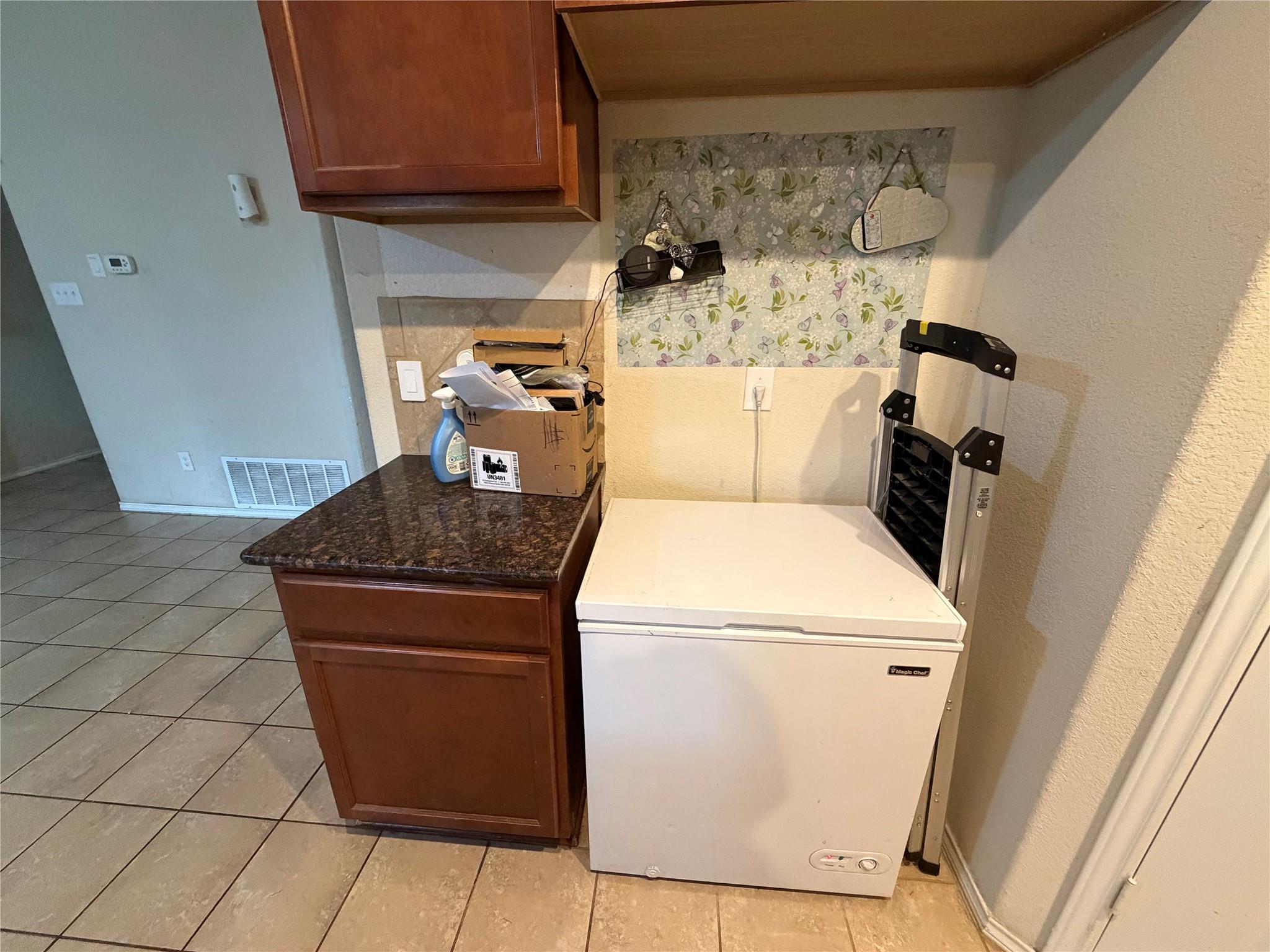 5202 Dauphin Dr, Belton, TX 76513