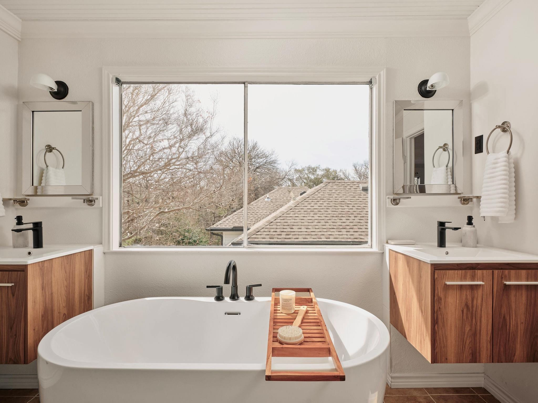 3416 Pecos St # B, Austin, TX 78703