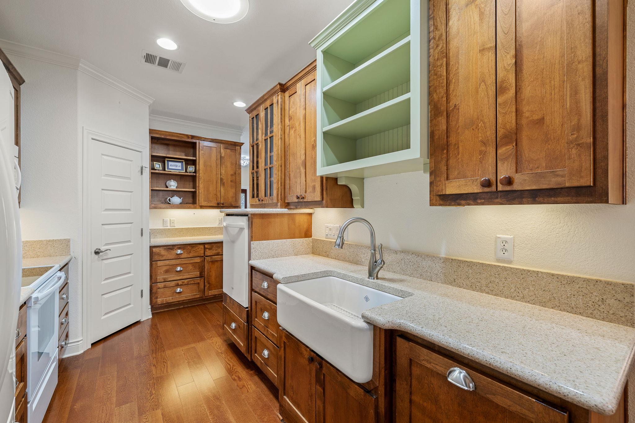 5201 Big Spring St, Georgetown, TX 78633