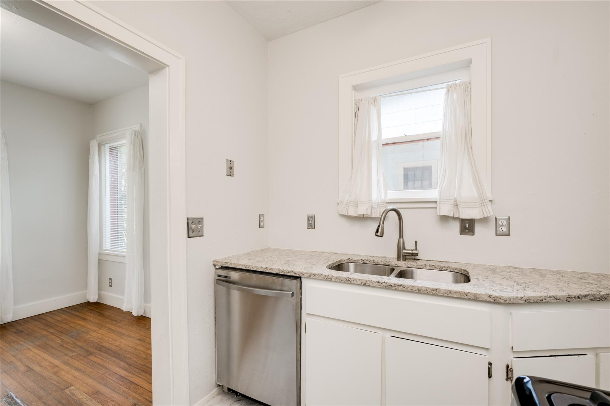 1623 Palma Plz # A, Austin, TX 78703