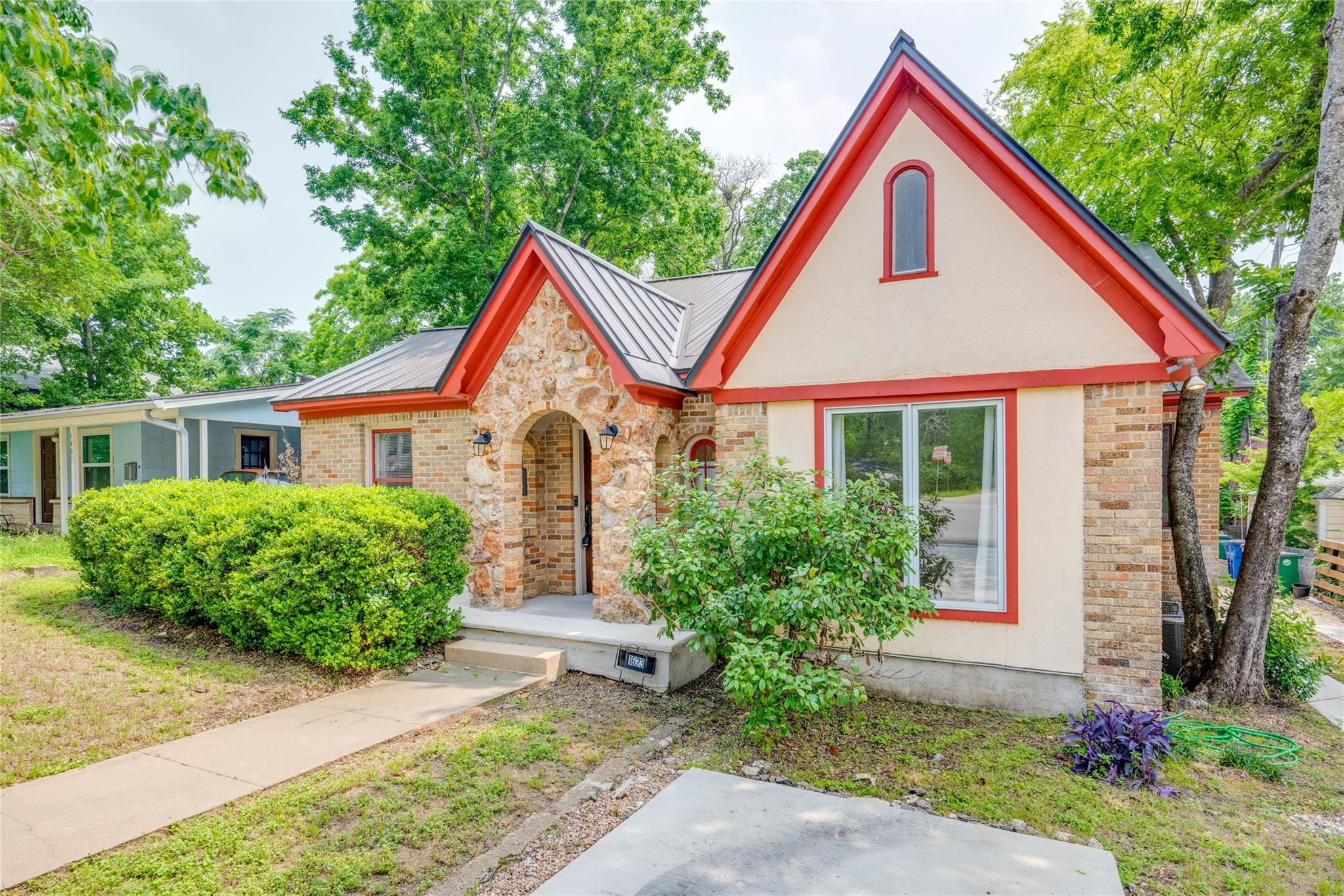 1623 Palma Plz # A, Austin, TX 78703