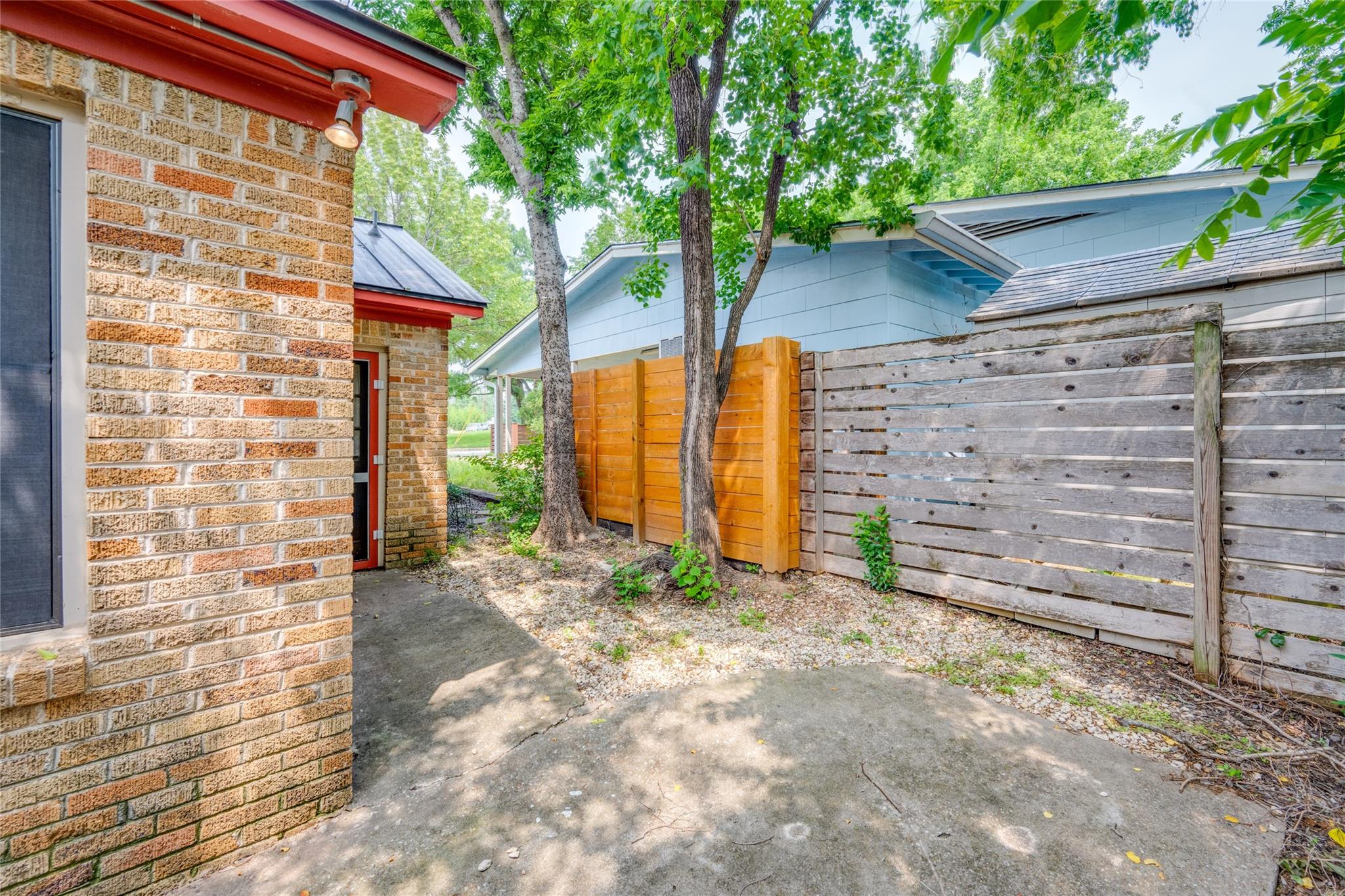 1623 Palma Plz # A, Austin, TX 78703