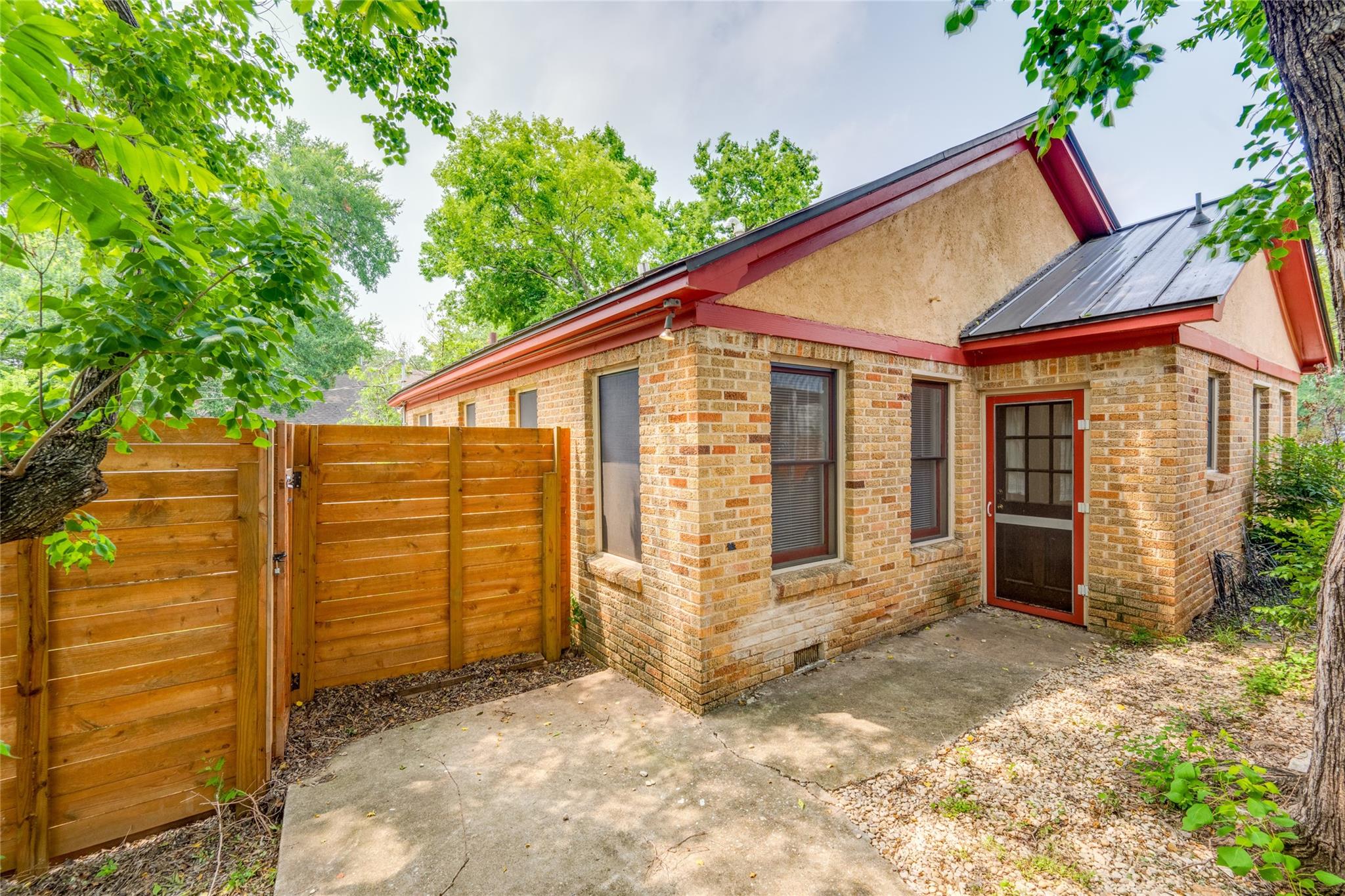 1623 Palma Plz # A, Austin, TX 78703