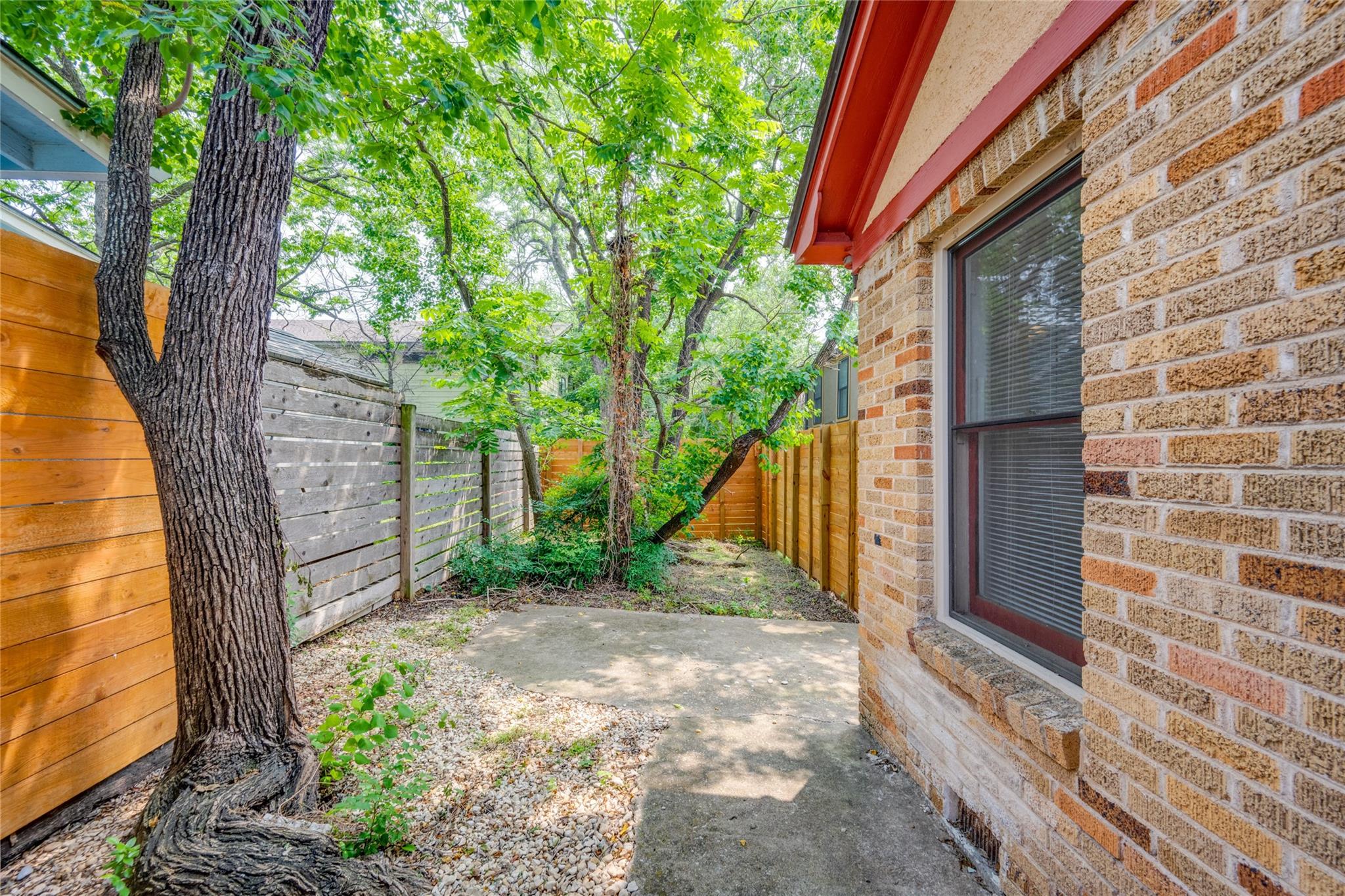 1623 Palma Plz # A, Austin, TX 78703