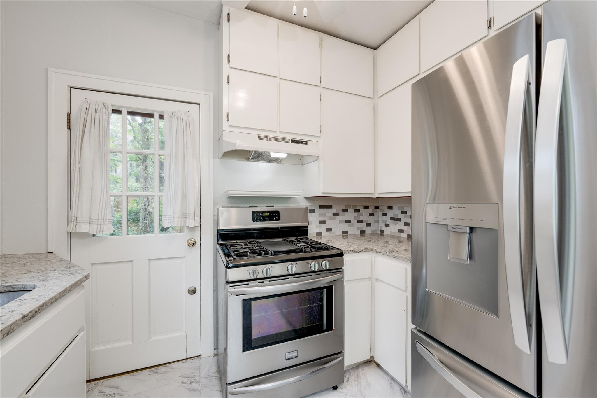 1623 Palma Plz # A, Austin, TX 78703