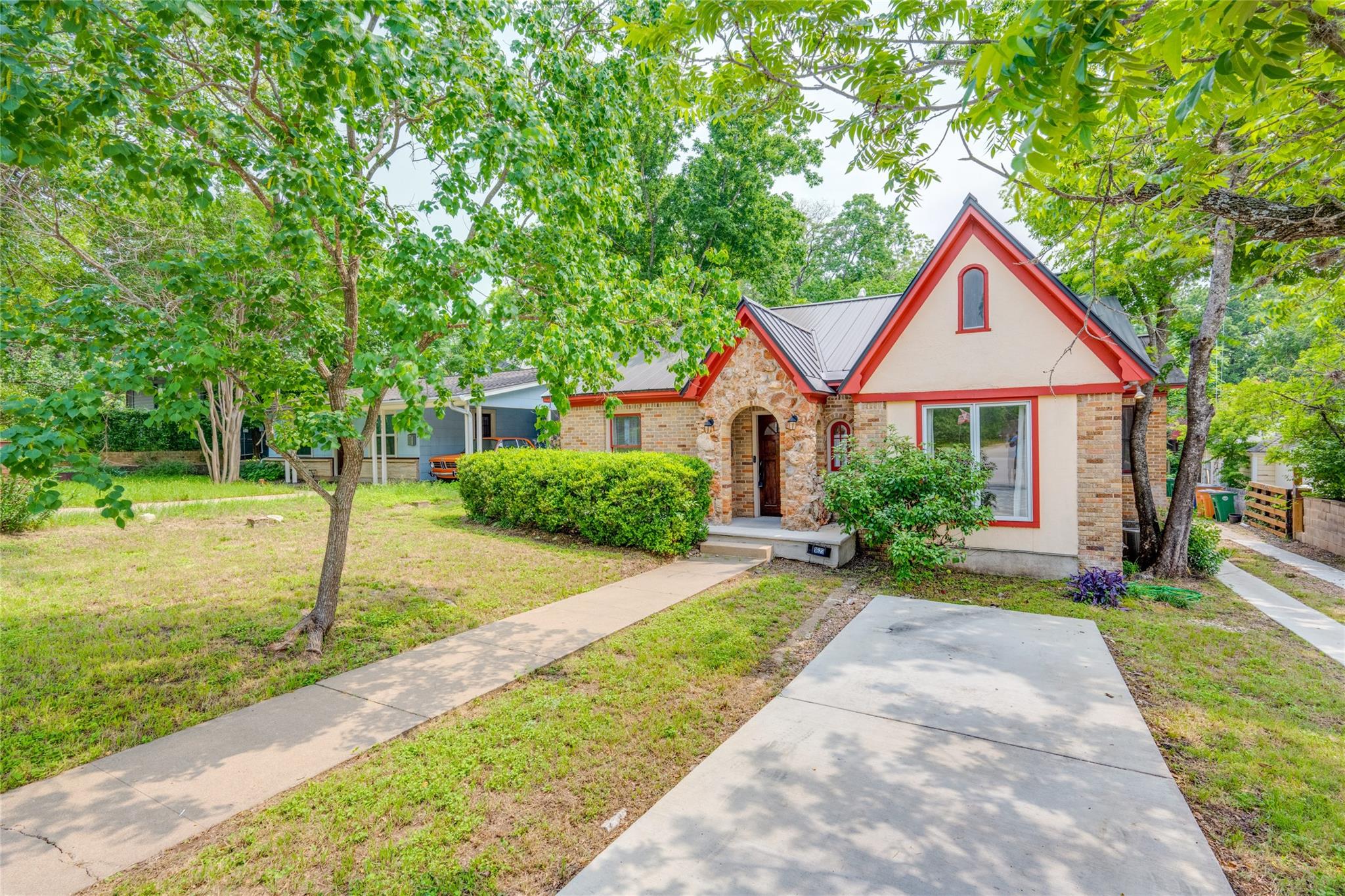 1623 Palma Plz # A, Austin, TX 78703