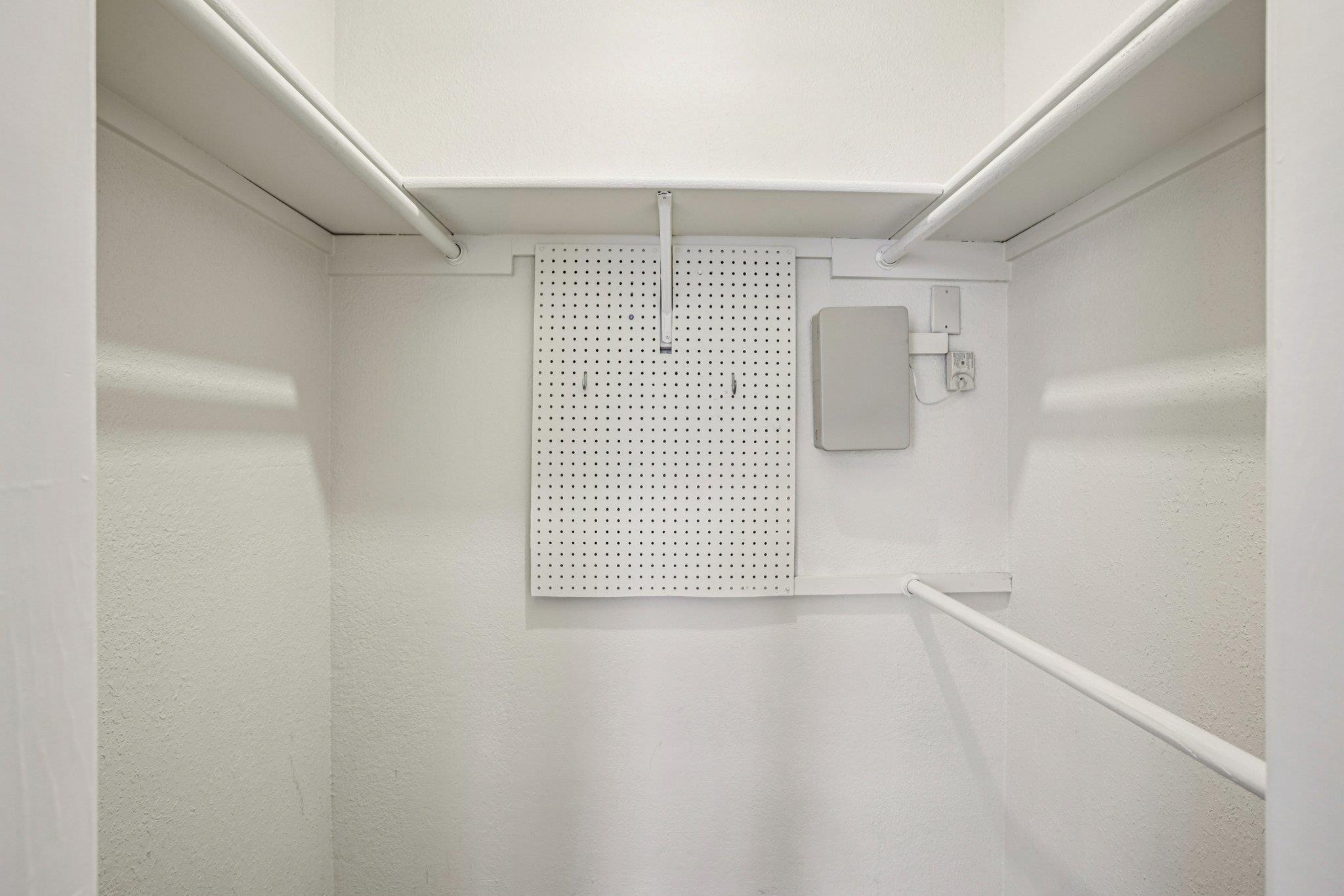 807 W 25th St # 309, Austin, TX 78705