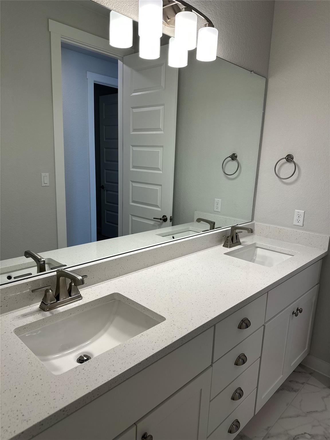 412 Lariat Loop, Liberty Hill, TX 78642