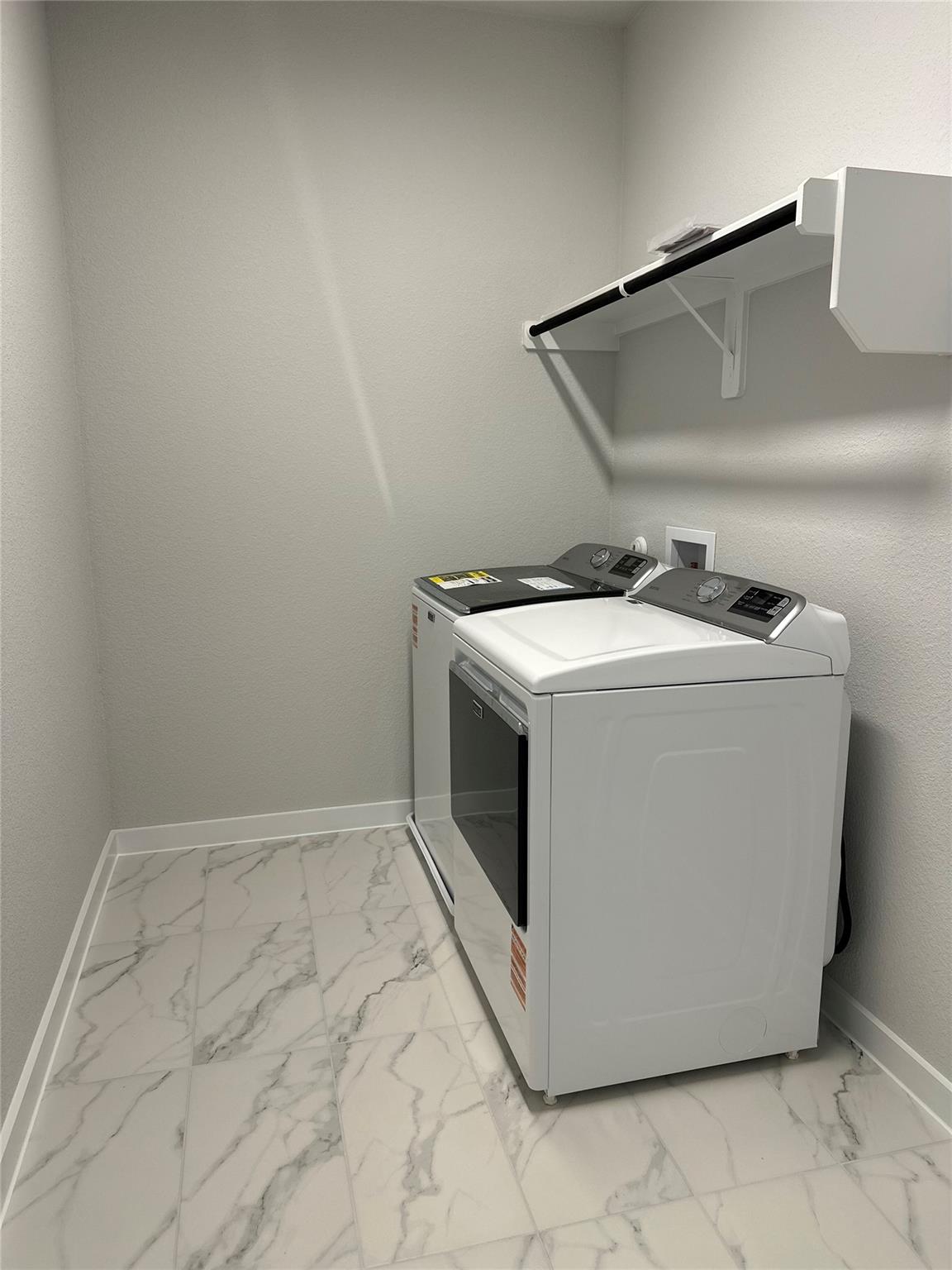 412 Lariat Loop, Liberty Hill, TX 78642