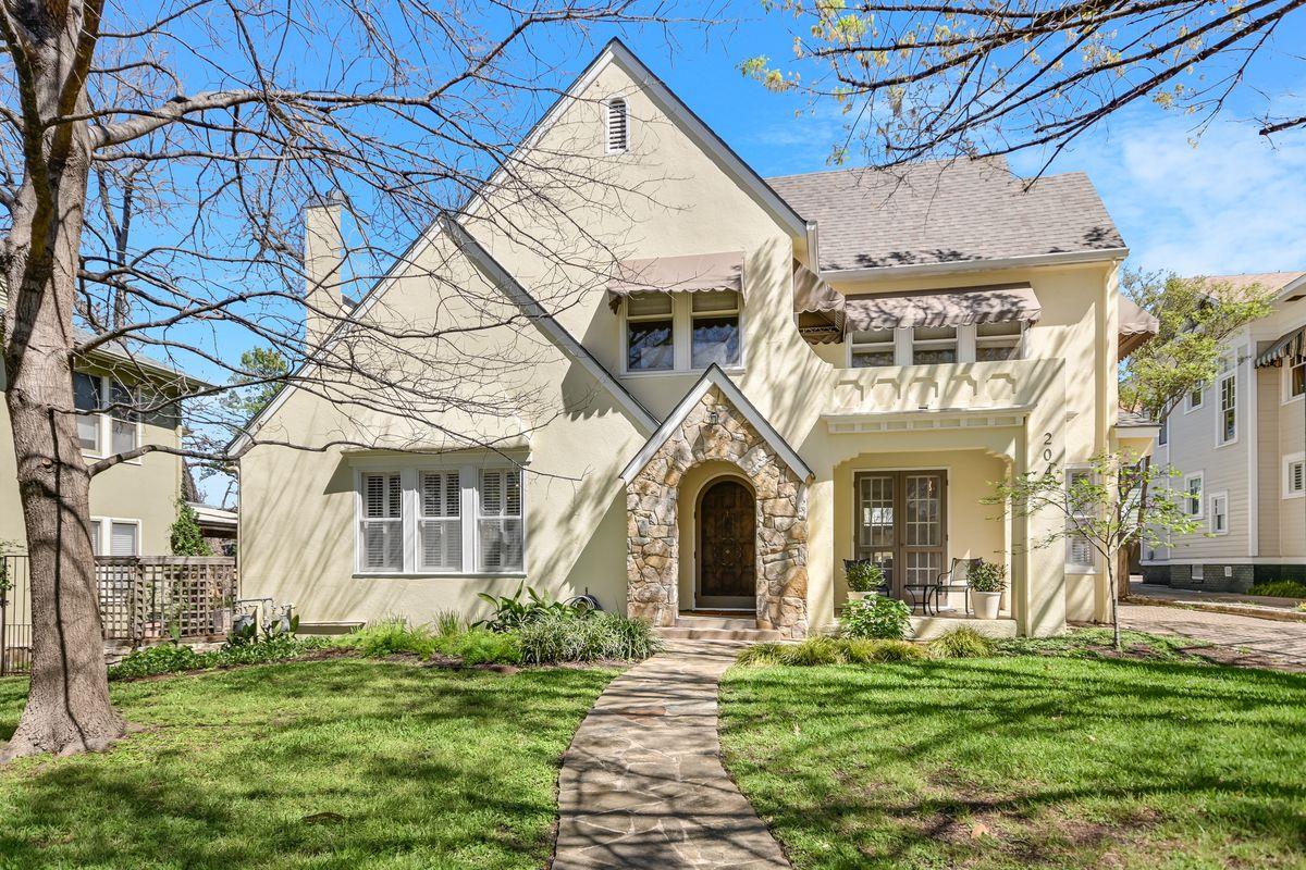 204 W 32nd St, Austin, TX 78705