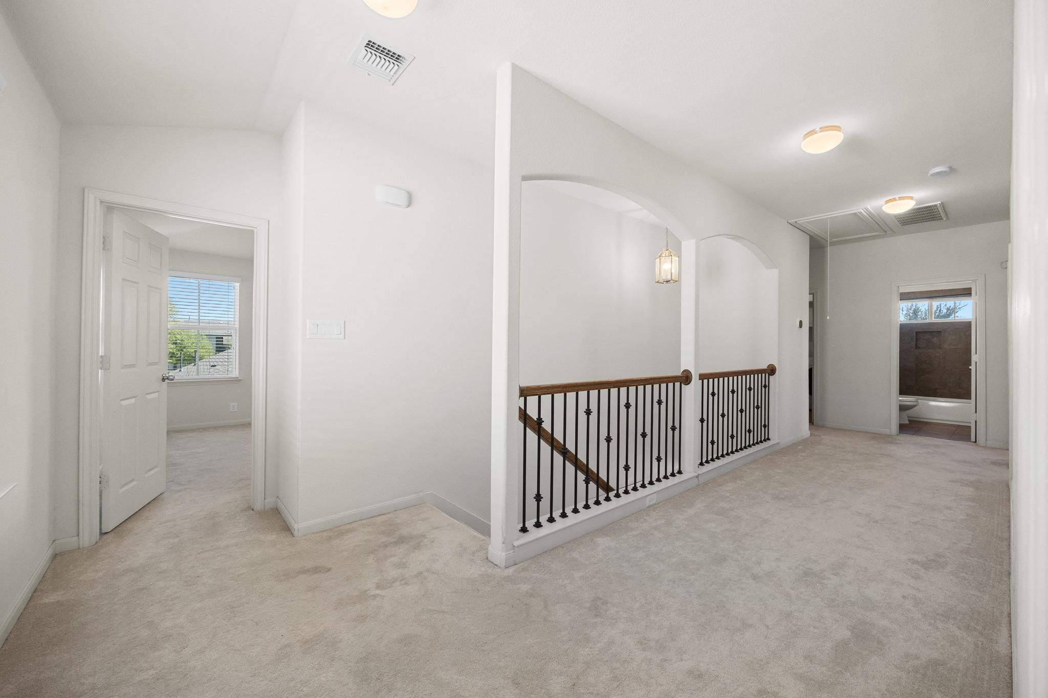 8601 Rock Pigeon Dr, Austin, TX 78729