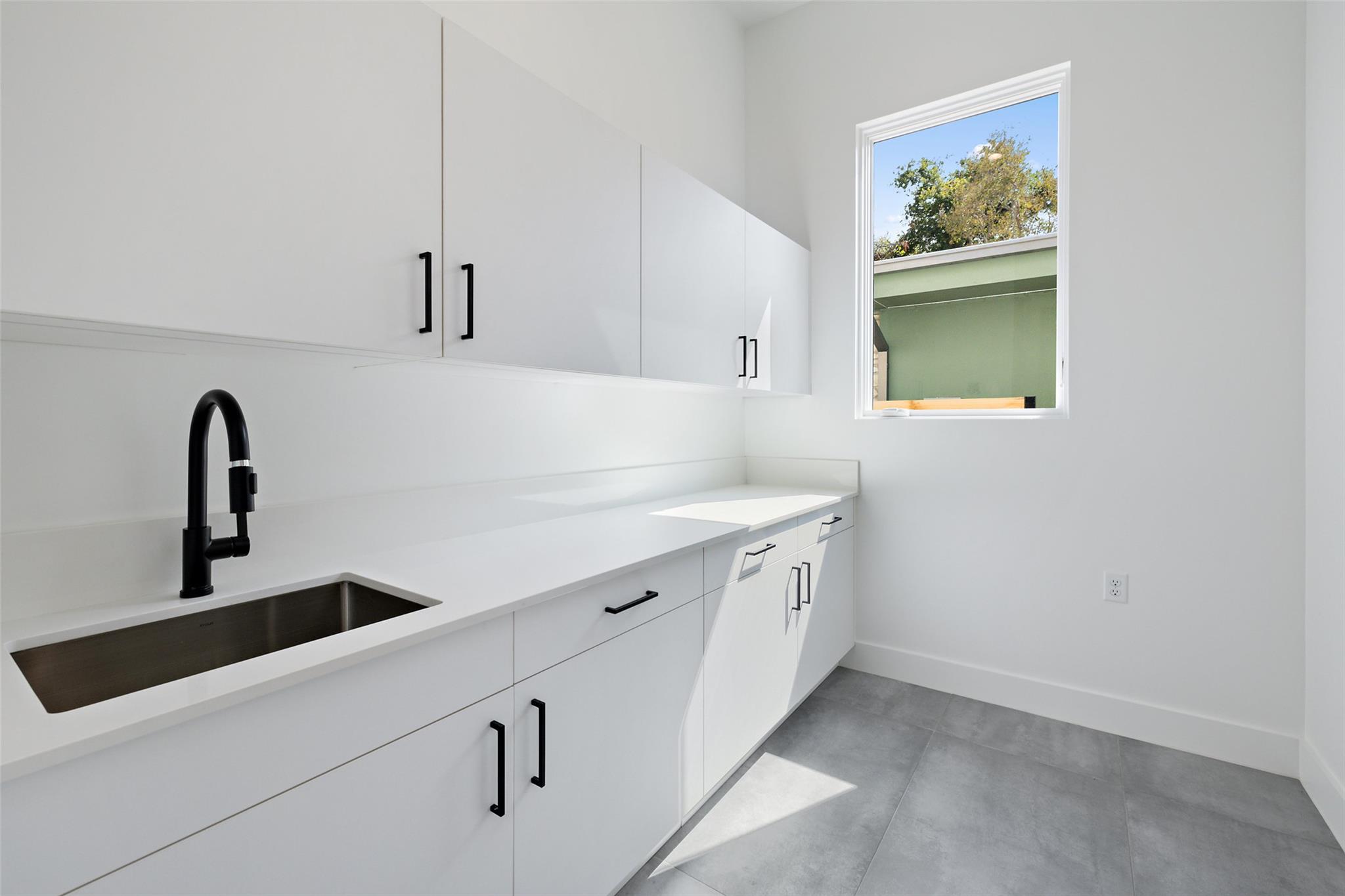 2001 Forest Trl, Austin, TX 78703