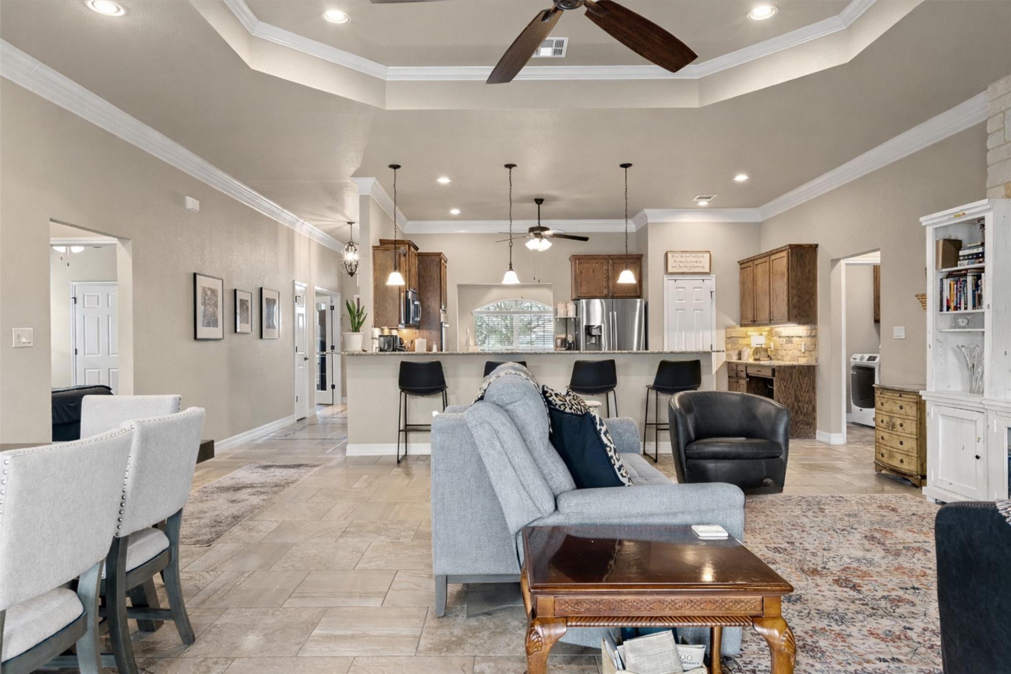 416 Western Sky Trl, Jarrell, TX 76537