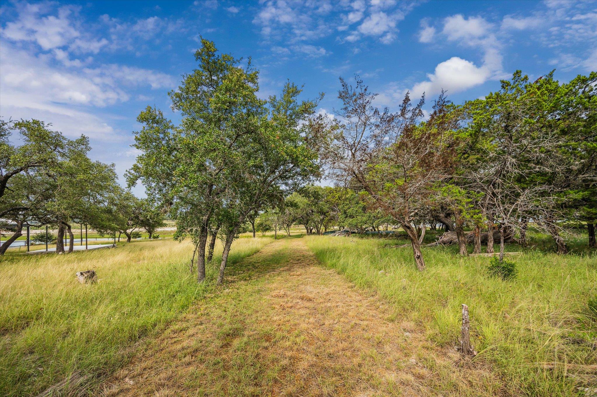 742 Park Shrs, Canyon Lake, TX 78133