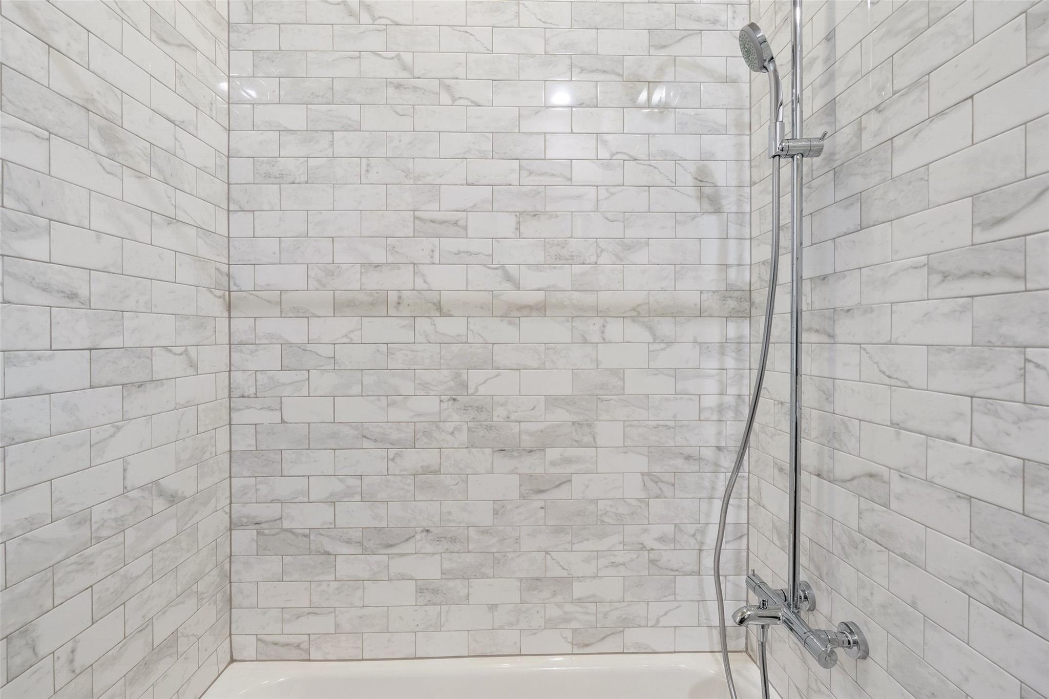 6104 Florencia Ln, Austin, TX 78724